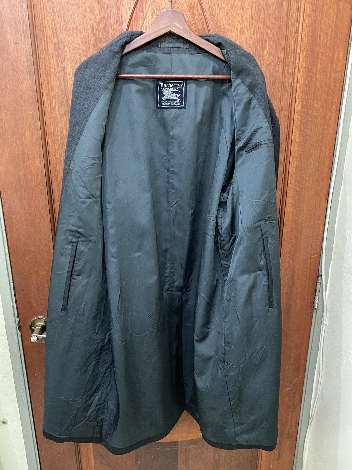 Burberry × Vintage Vintage Burberrys’ Long Jacket Size US L / EU 52-54 / 3 - 7 Thumbnail