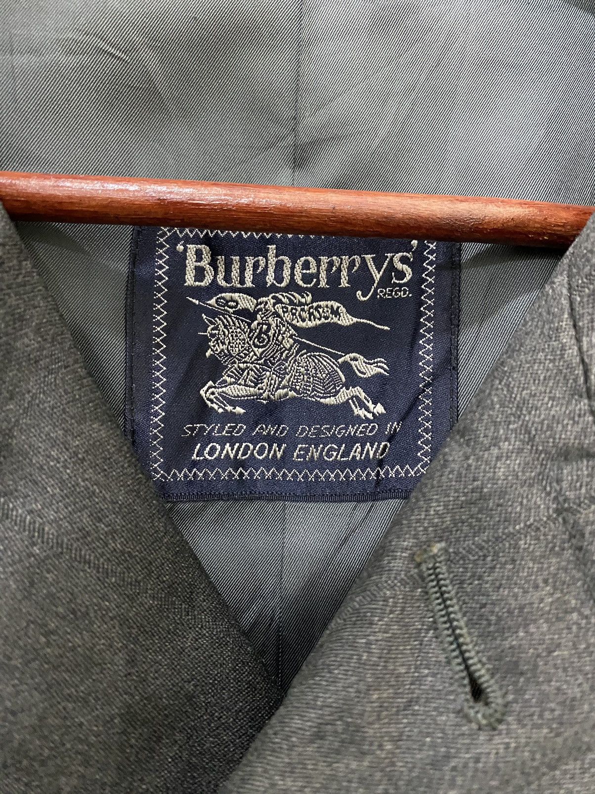 Burberry × Vintage Vintage Burberrys’ Long Jacket Size US L / EU 52-54 / 3 - 4 Thumbnail
