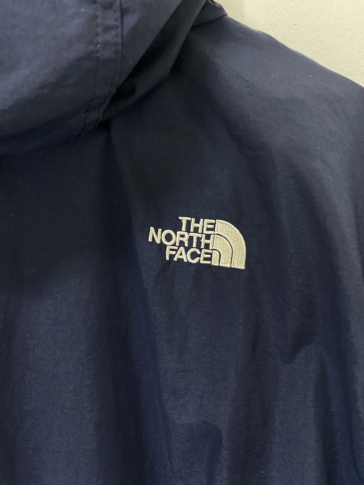 The North Face The North Face Zipper Jacket with Hoodies Design Size US L / EU 52-54 / 3 - 5 Thumbnail