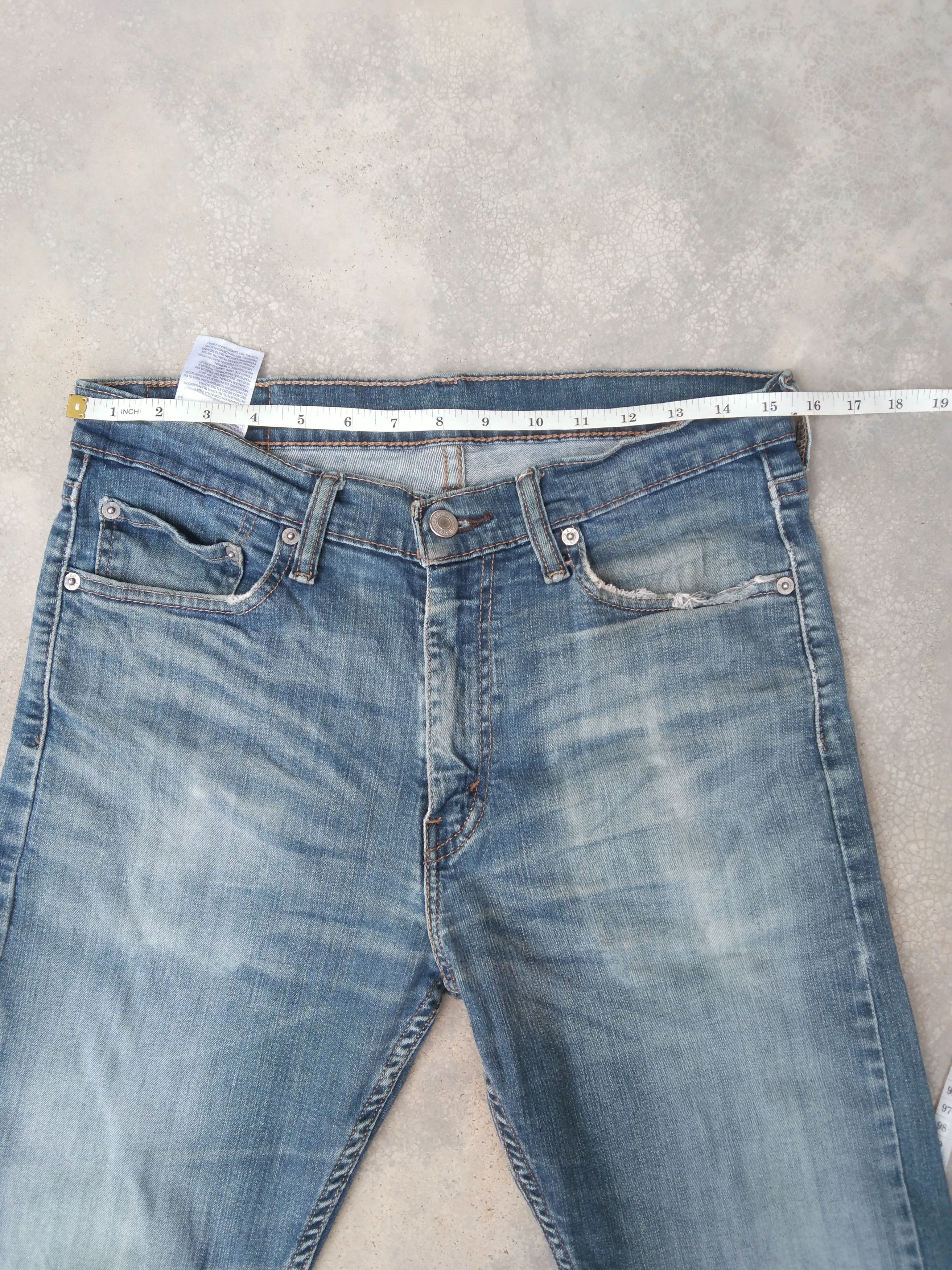 Jean × Levi's × Vintage Vintage Levis Jeans Faded Distressed Denim 31x30.5 Size US 31 - 5 Thumbnail