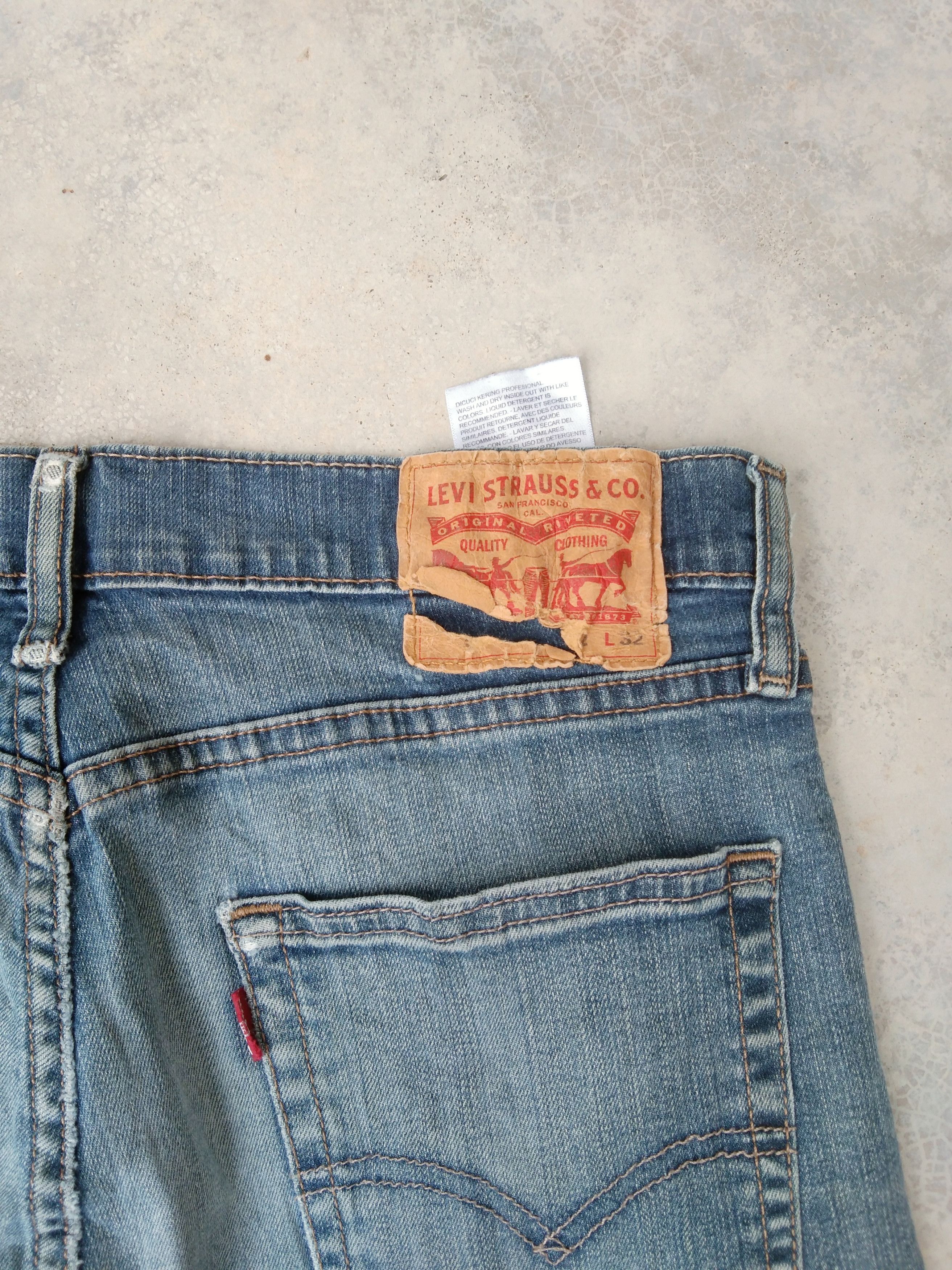 Jean × Levi's × Vintage Vintage Levis Jeans Faded Distressed Denim 31x30.5 Size US 31 - 4 Thumbnail