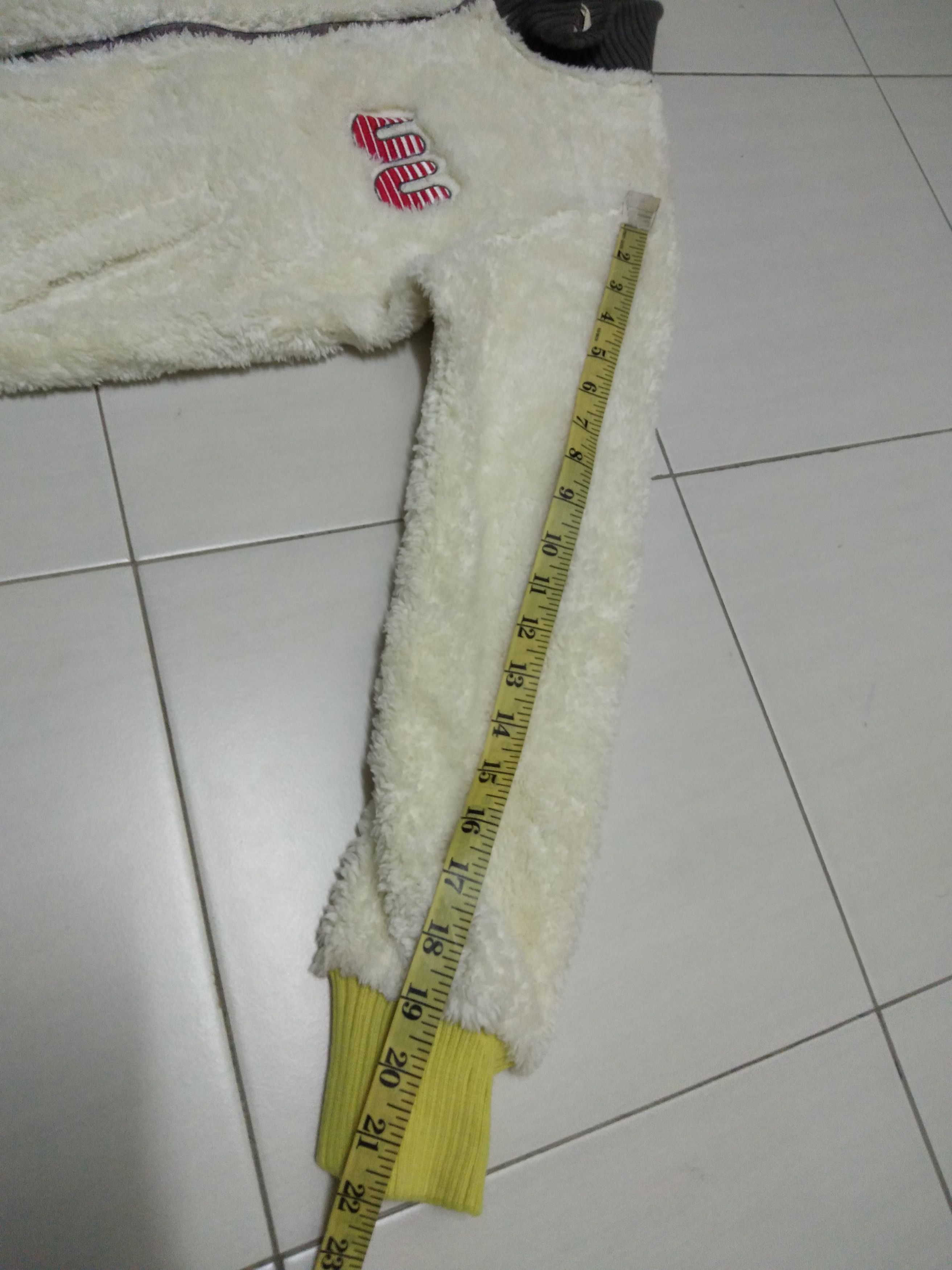 Undercover × Uniqlo Uniqlo x undercover sweater Size US S / EU 44-46 / 1 - 2 Thumbnail