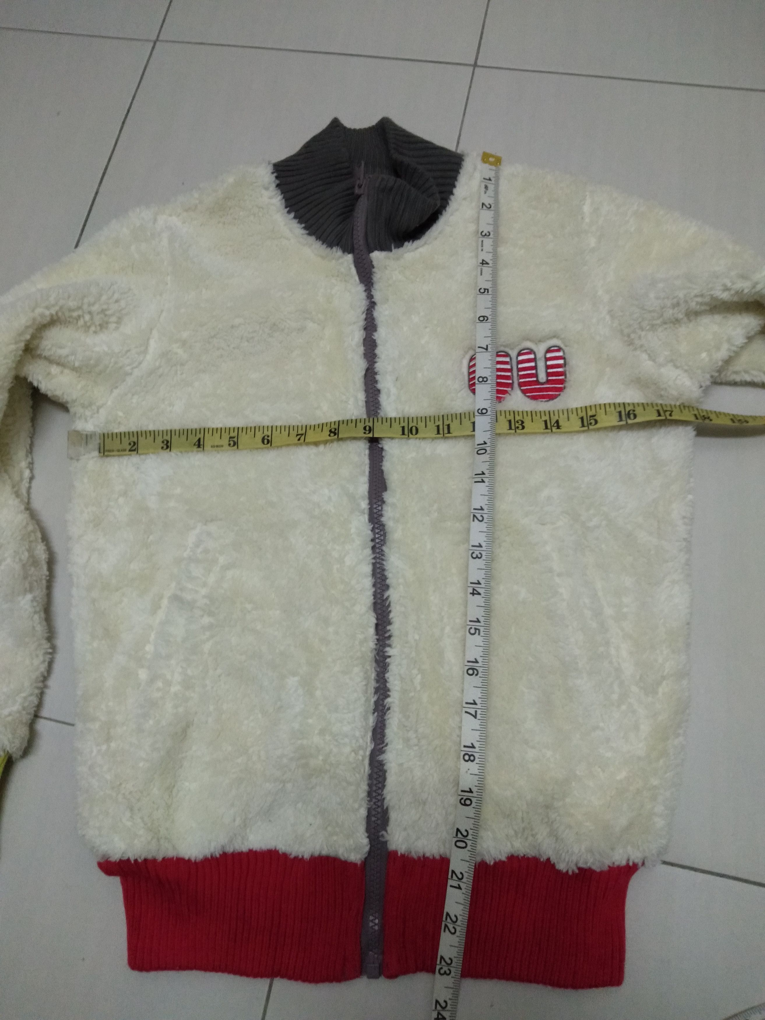 Undercover × Uniqlo Uniqlo x undercover sweater Size US S / EU 44-46 / 1 - 3 Thumbnail