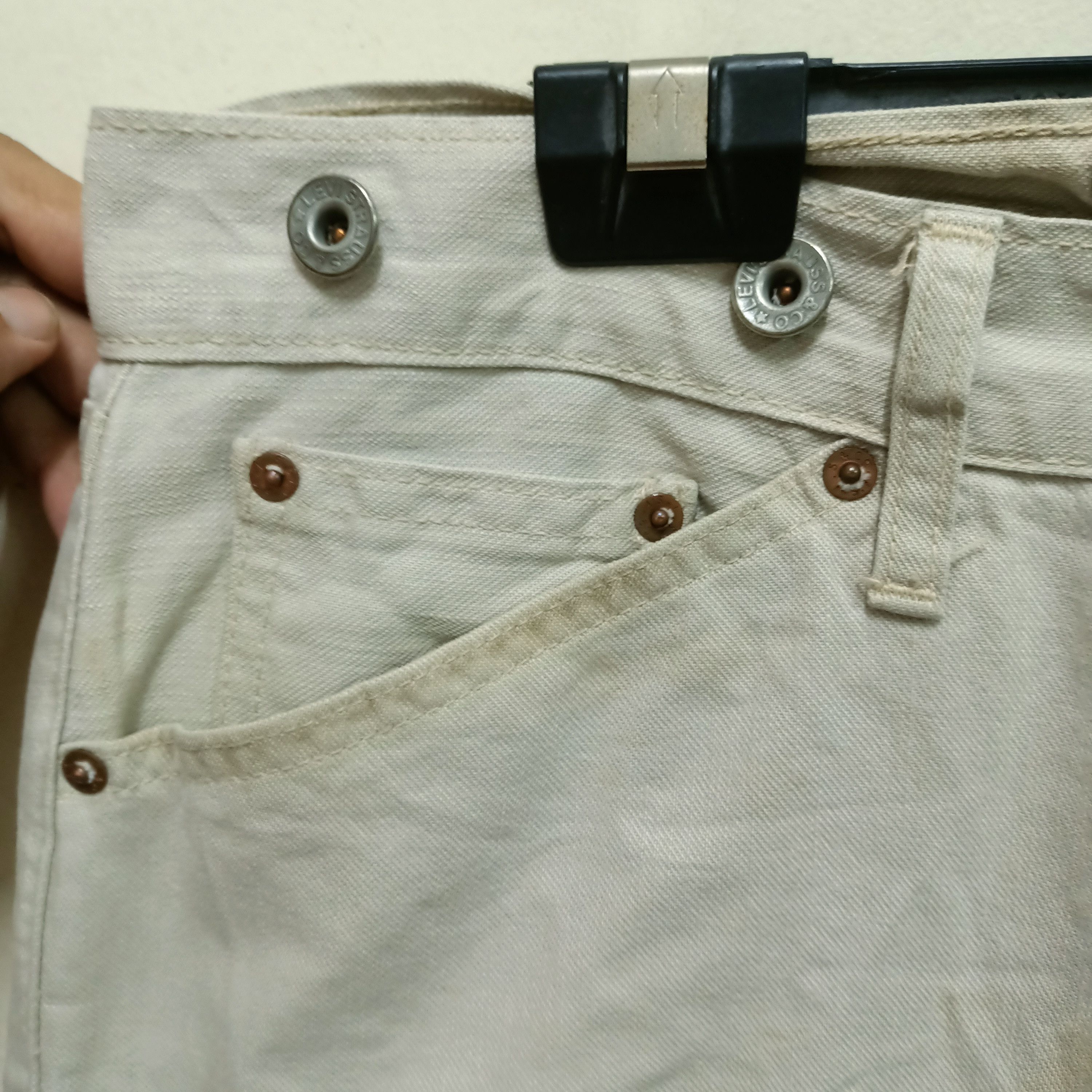 Levi's Vintage Reproduction Levis Buckle Back Button J22 Size US 37 - 6 Thumbnail
