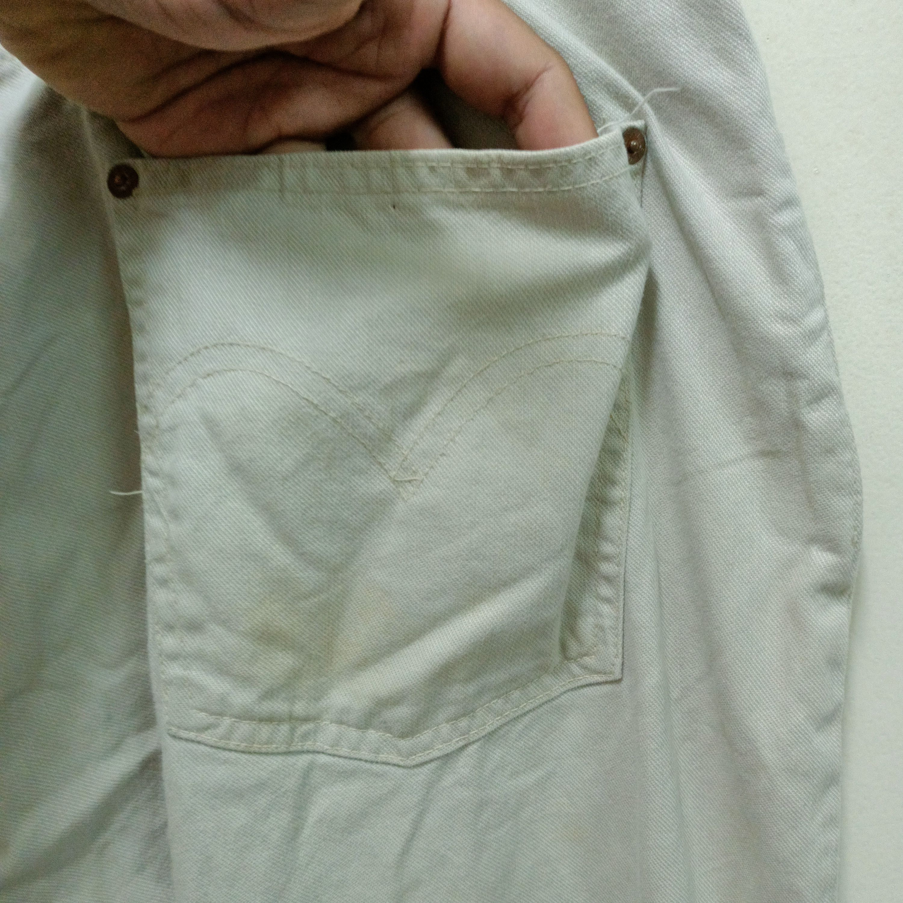 Levi's Vintage Reproduction Levis Buckle Back Button J22 Size US 37 - 3 Thumbnail