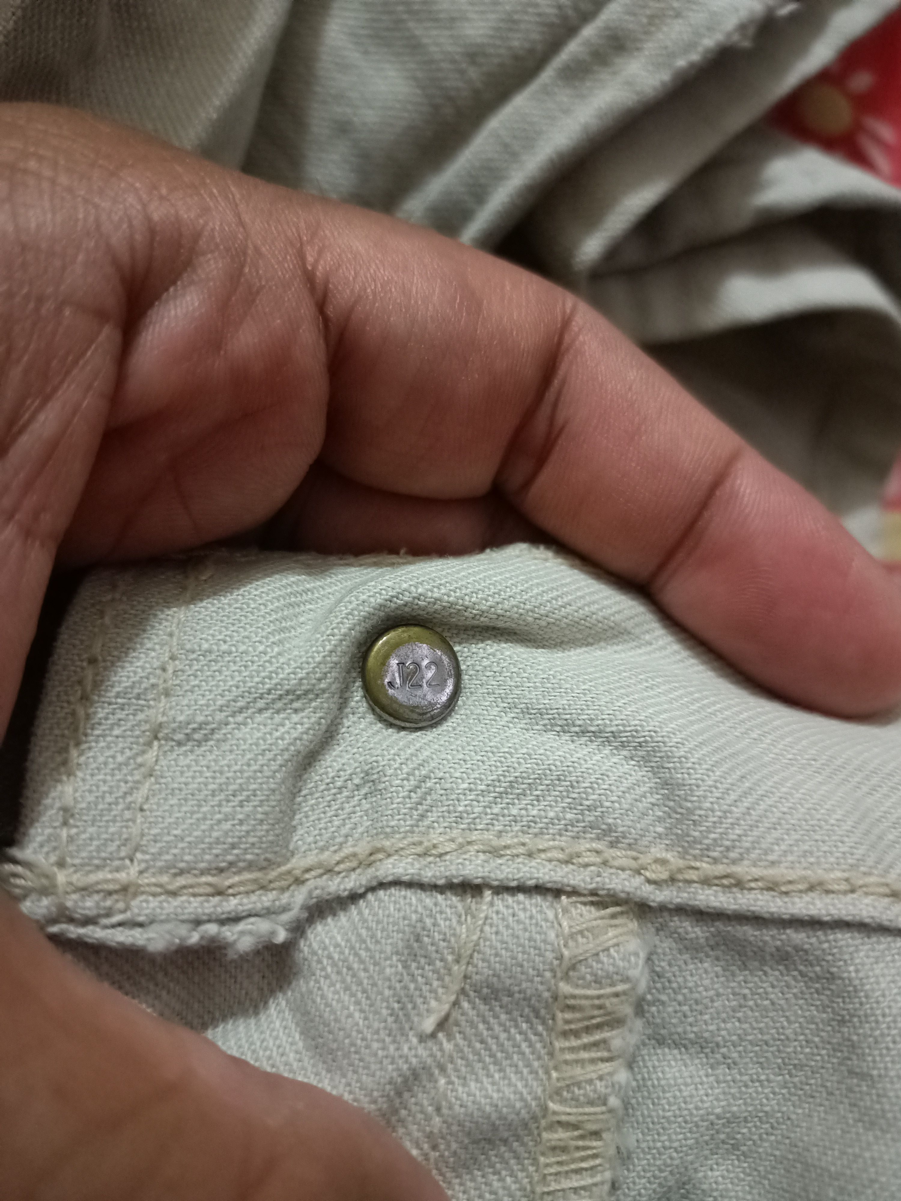 Levi's Vintage Reproduction Levis Buckle Back Button J22 Size US 37 - 14 Thumbnail