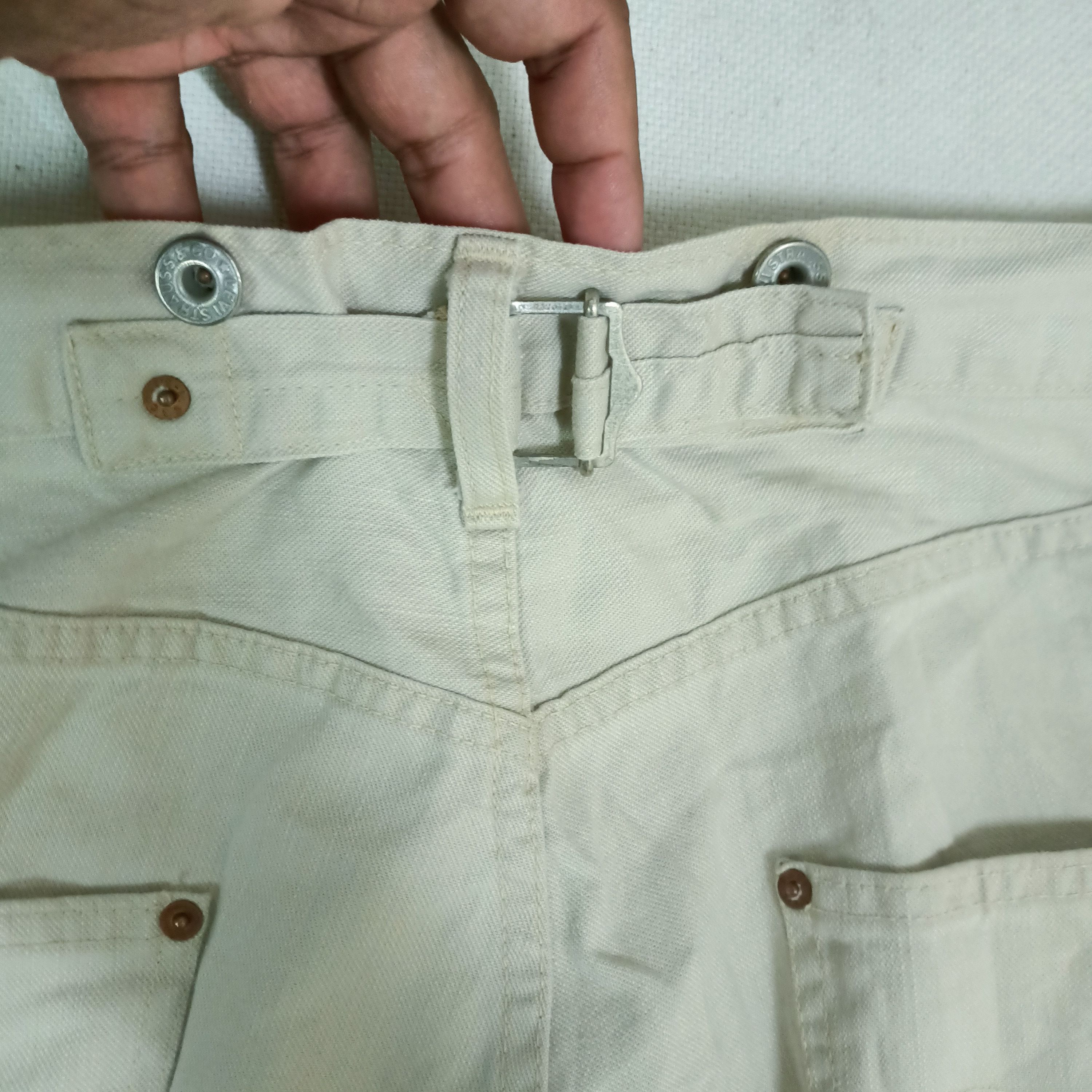 Levi's Vintage Reproduction Levis Buckle Back Button J22 Size US 37 - 13 Thumbnail