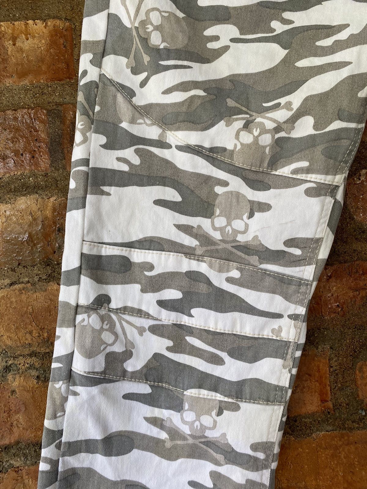 Japanese Brand BE Ambition Japan Cross, Skull and camo Hagi rider pants Size US 37 - 7 Thumbnail