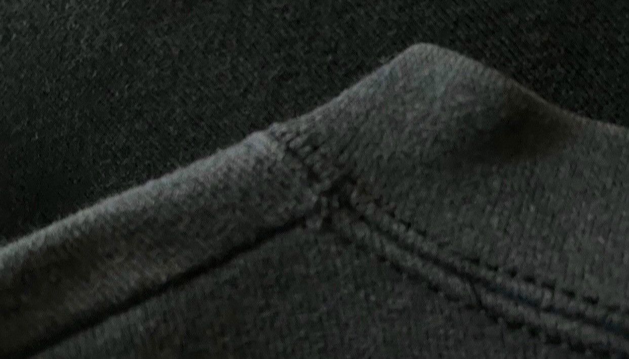 Vintage Vintage Early 90s XLarge Embossed Logo Crewneck Size US L / EU 52-54 / 3 - 7 Thumbnail