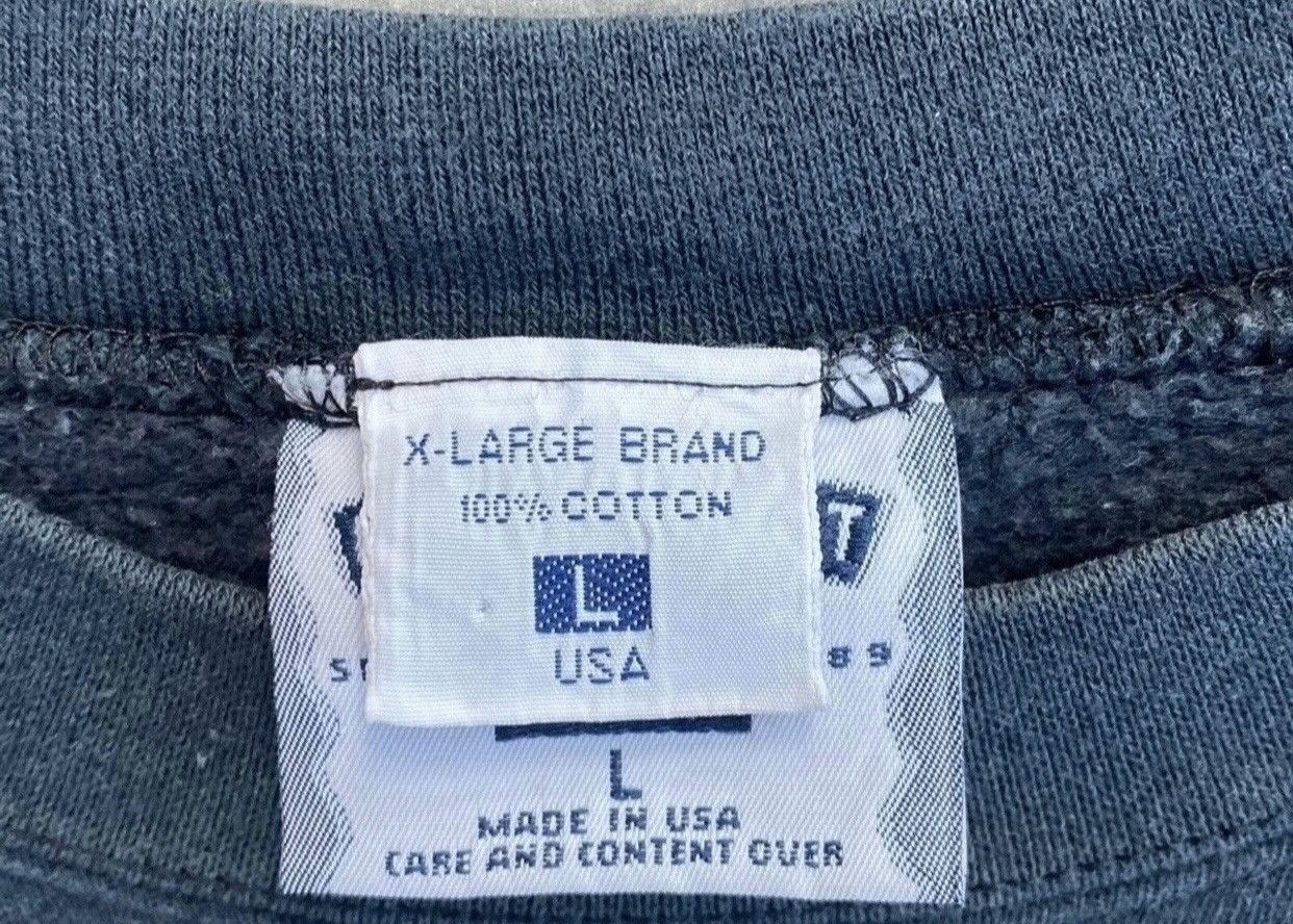 Vintage Vintage Early 90s XLarge Embossed Logo Crewneck Size US L / EU 52-54 / 3 - 4 Thumbnail