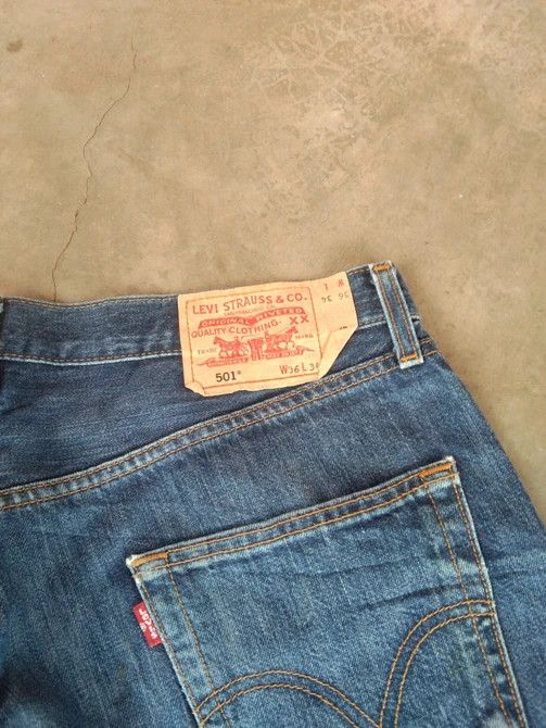 Levi's Vintage Levi's 501 Distressed Jeans 36x34 Size US 36 / EU 52 - 4 Thumbnail