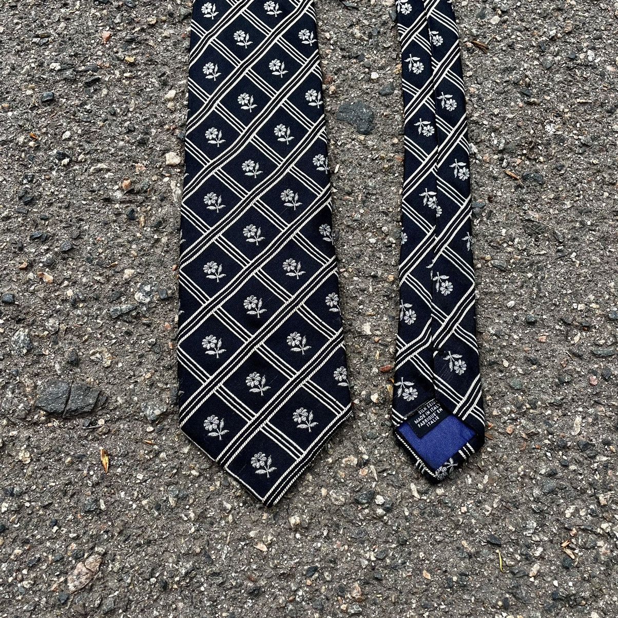Vintage Vintage Y2K Kenzo Logo Flowers Ties Luxury OS Size ONE SIZE - 3 Thumbnail