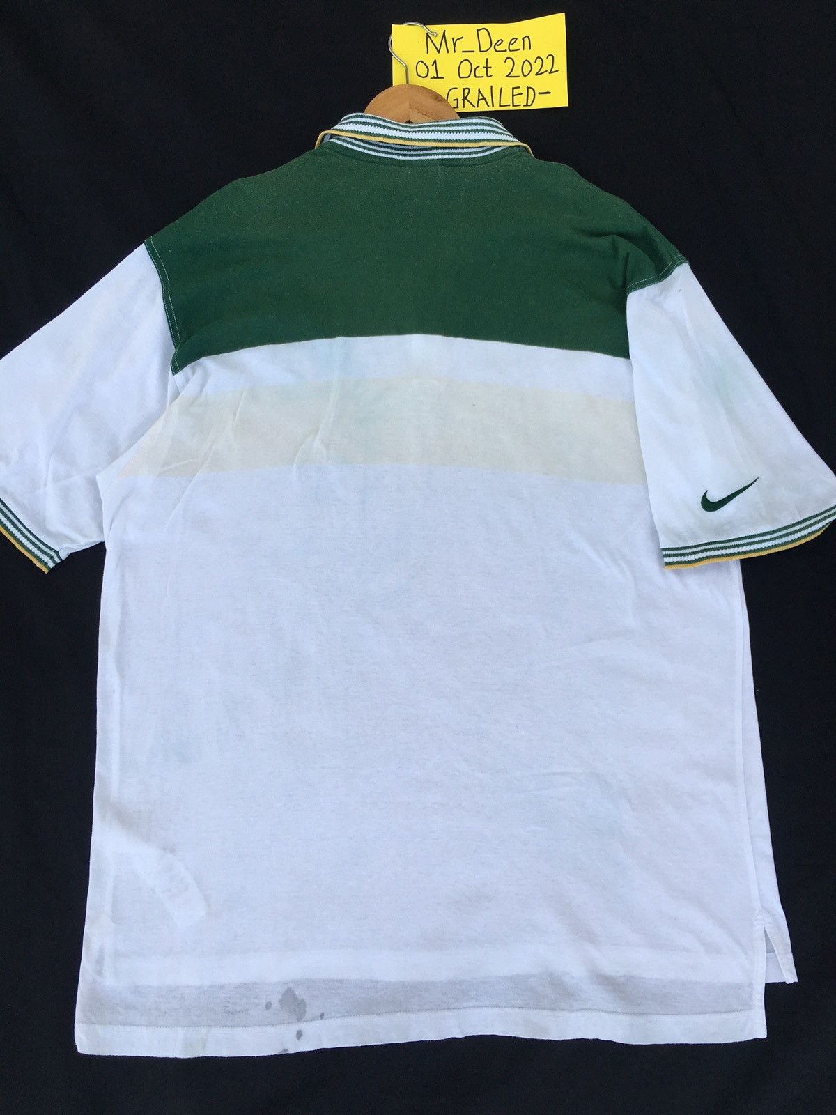 Nike Vintage Nike Swoosh Logo Polo Shirt Size US L / EU 52-54 / 3 - 13 Thumbnail