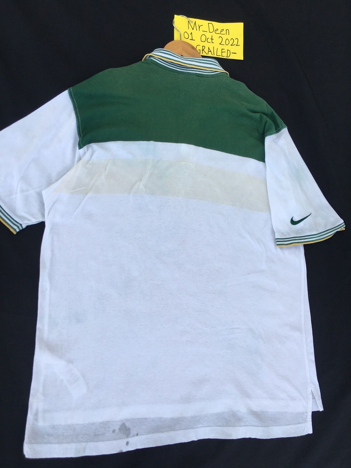 Nike Vintage Nike Swoosh Logo Polo Shirt Size US L / EU 52-54 / 3 - 14 Thumbnail