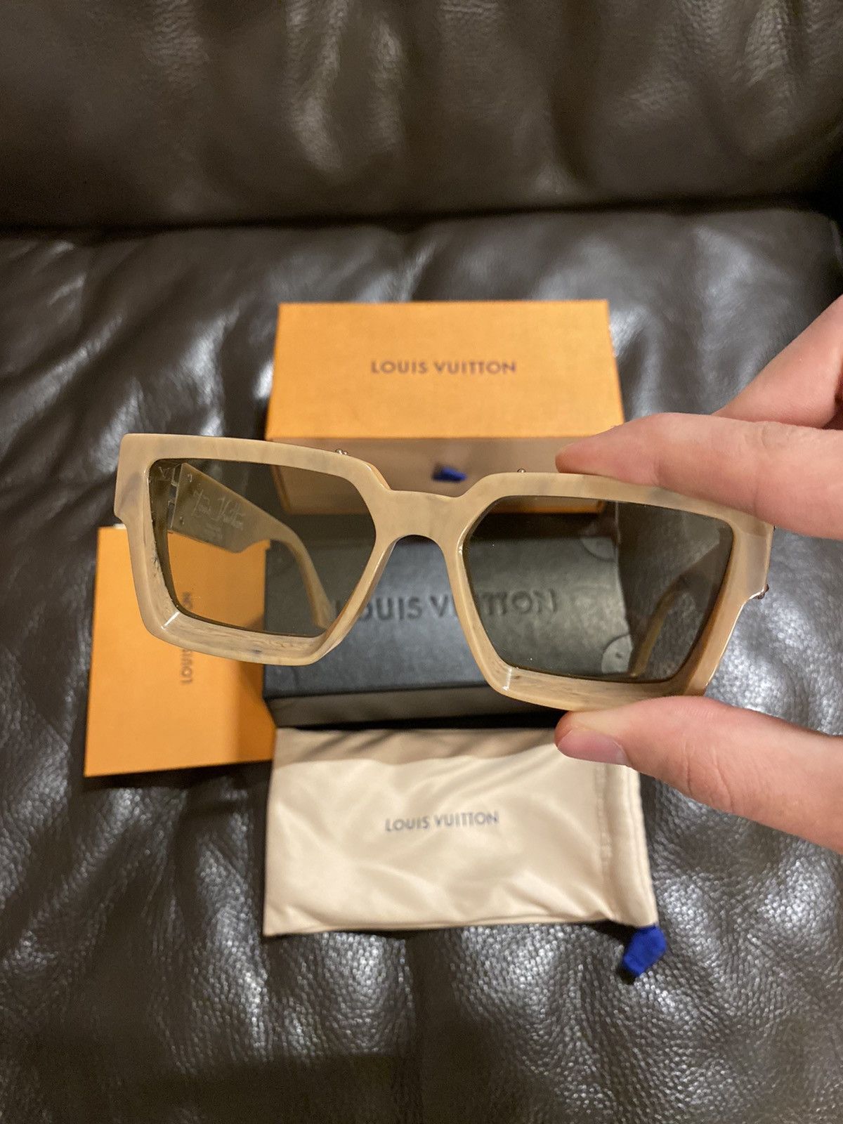 Louis Vuitton Louis Vuitton 1.1 Millionaires Camel Sunglasses Size ONE SIZE - 2 Thumbnail