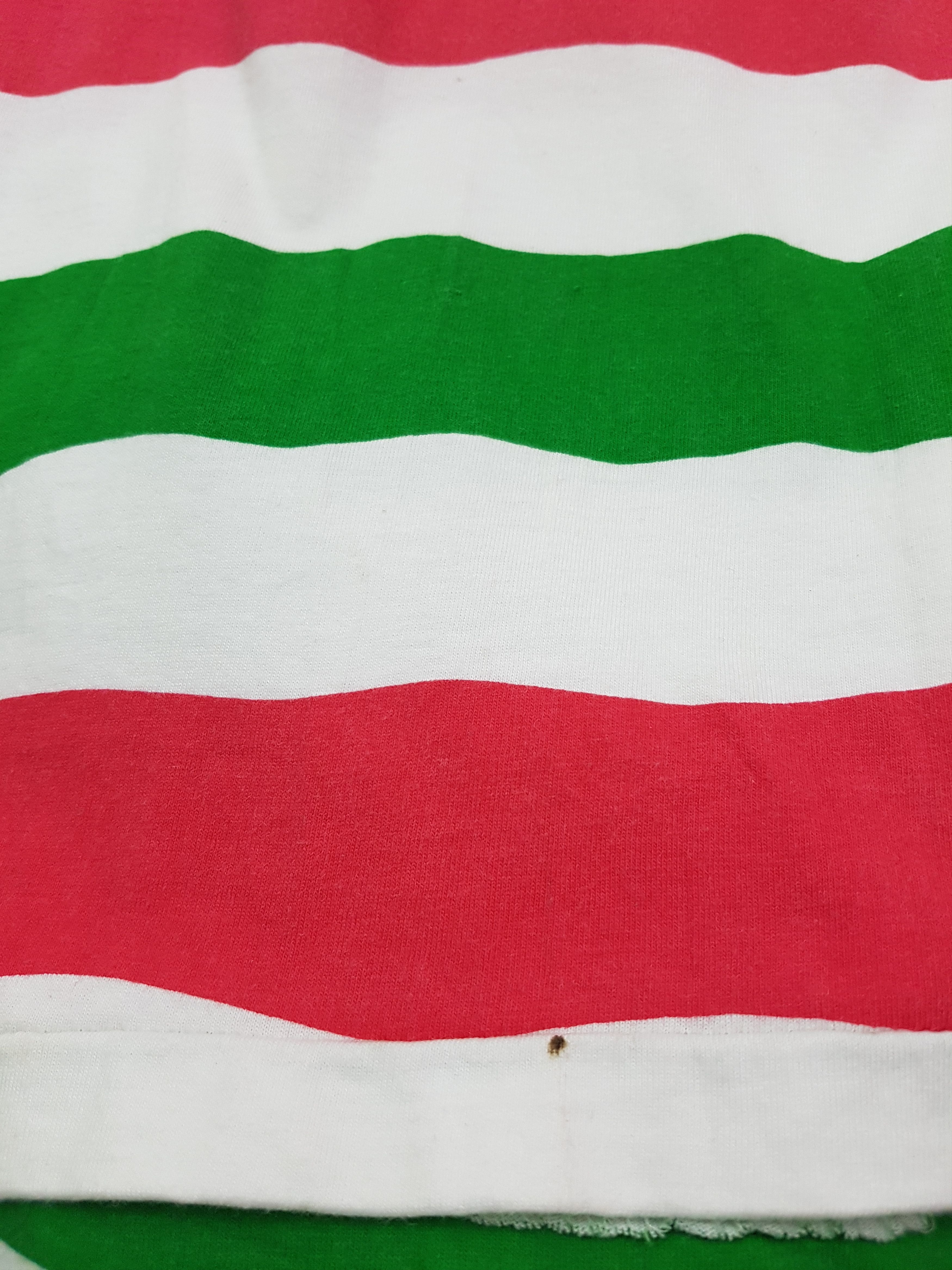 Vintage Vintage Poco Loco Club Cancun Multicolour Stripe T-shirts Size US L / EU 52-54 / 3 - 4 Thumbnail