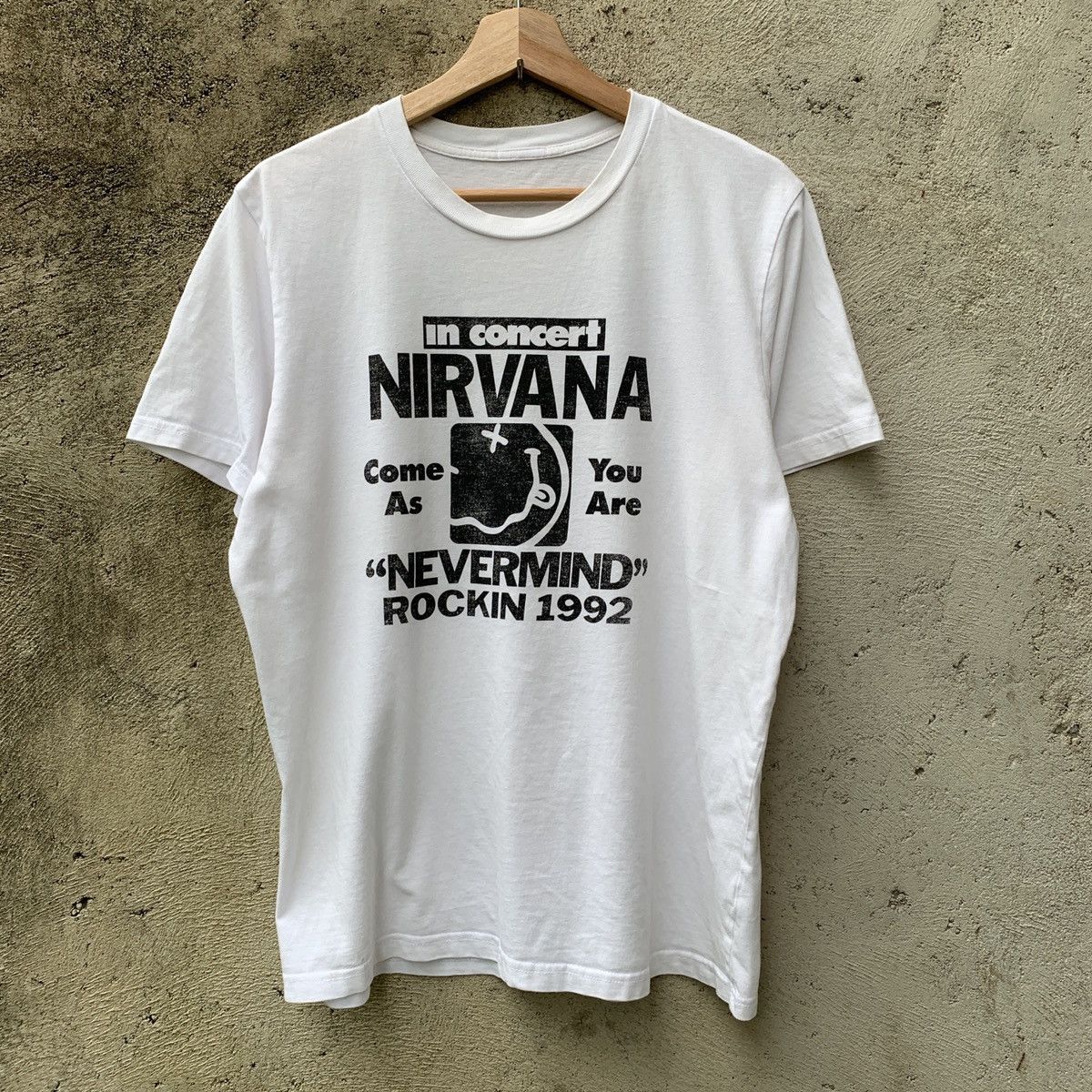 Band Tees × Nirvana × Vintage VINTAGE NIRVANA 1992 TOUR TEE Size US L / EU 52-54 / 3 - 1 Thumbnail