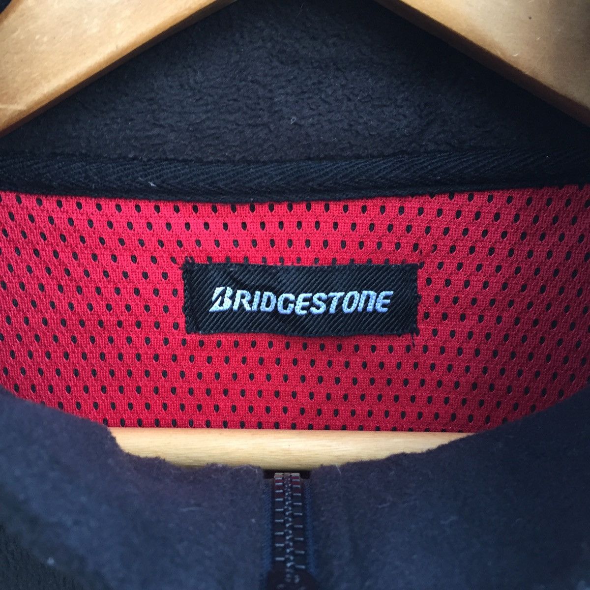 Other Bridgestone Blizzak Revo GZ jacket sweater full zipper Size US XL / EU 56 / 4 - 5 Thumbnail