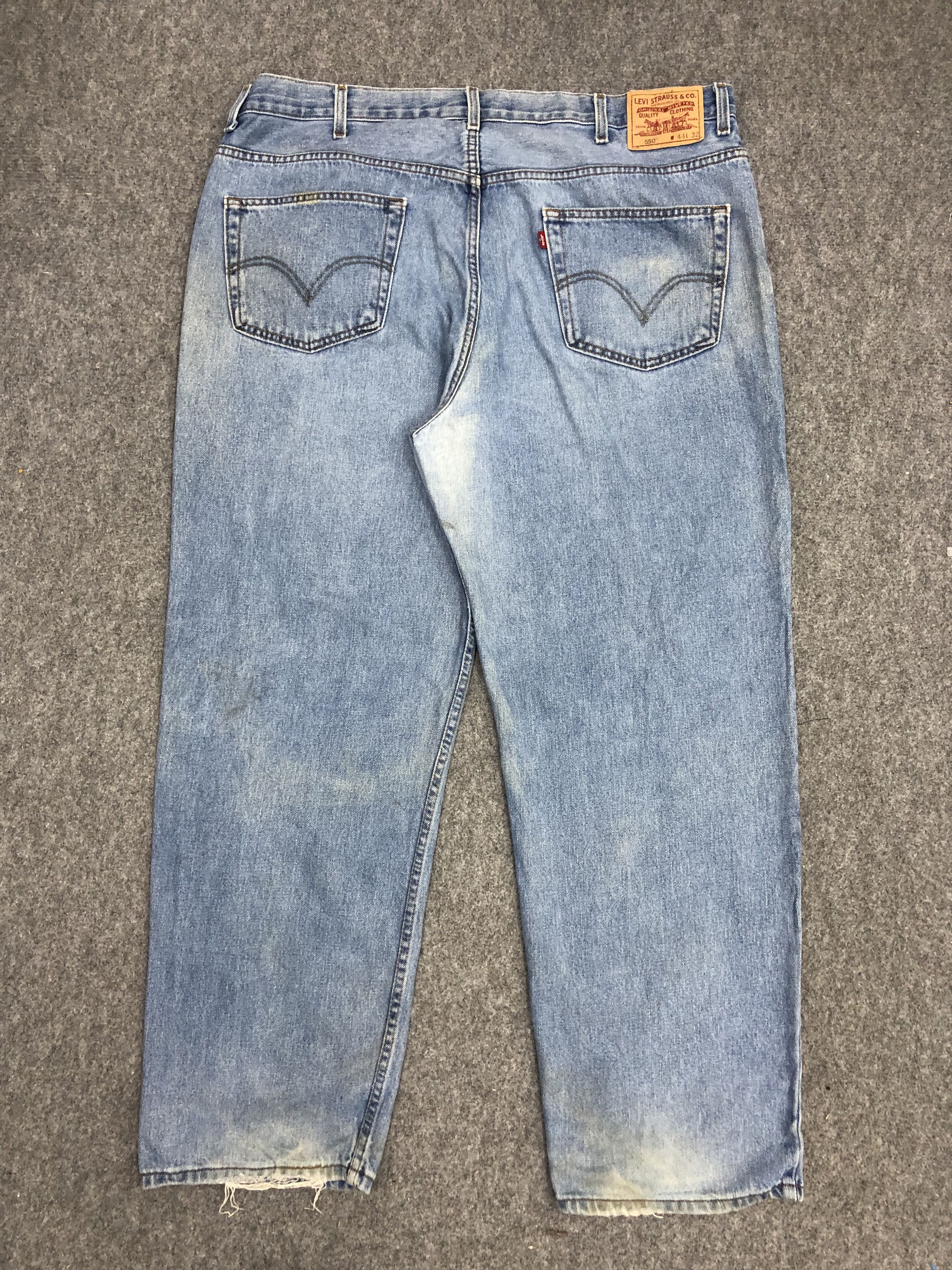 Levi's Vintage Levis 550 Light Wash Jeans DP0935 Size US 43 - 3 Thumbnail