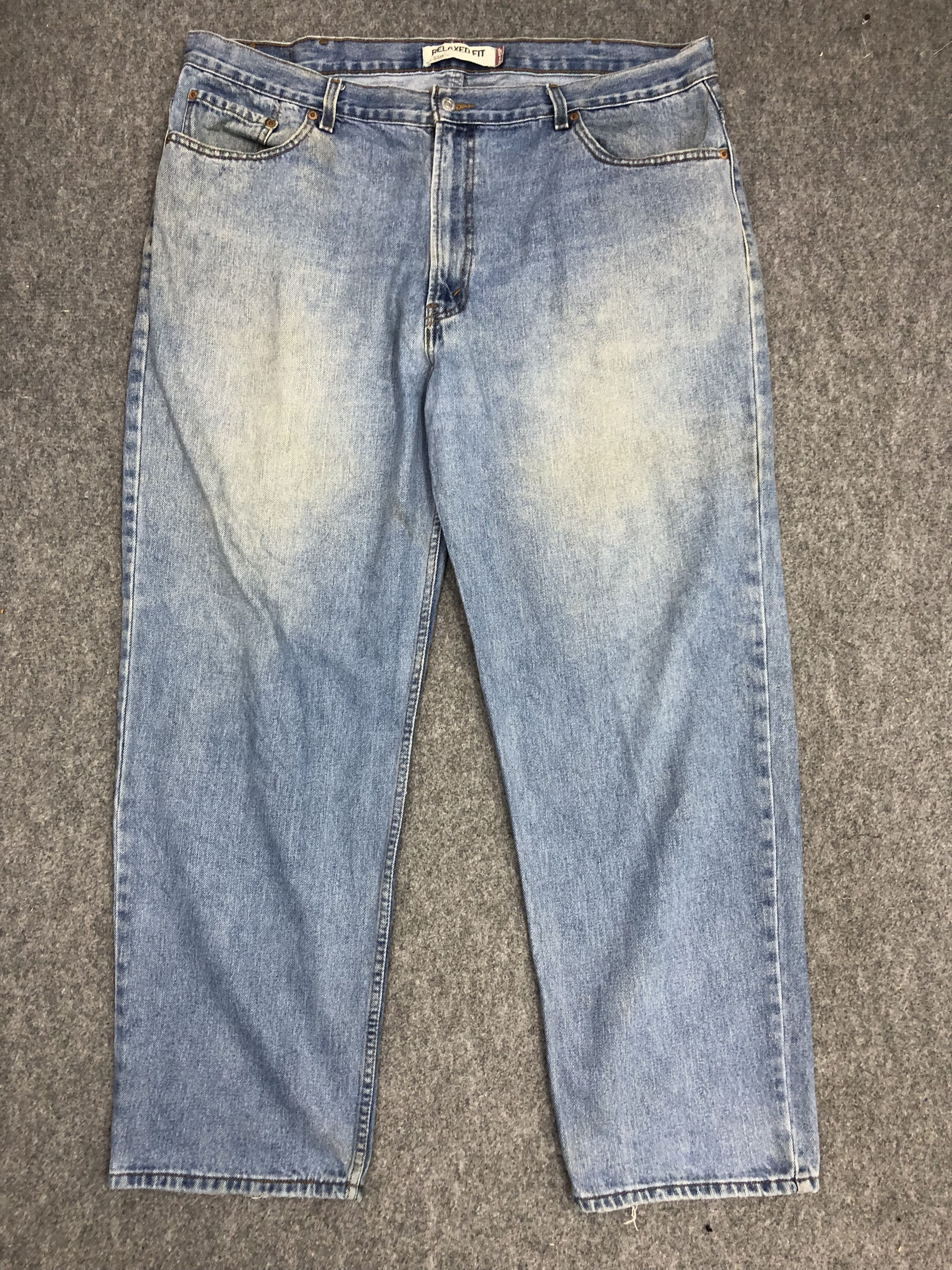 image of Levis 550 Light Wash Jeans in Blue Denim, Men's (Size 43)