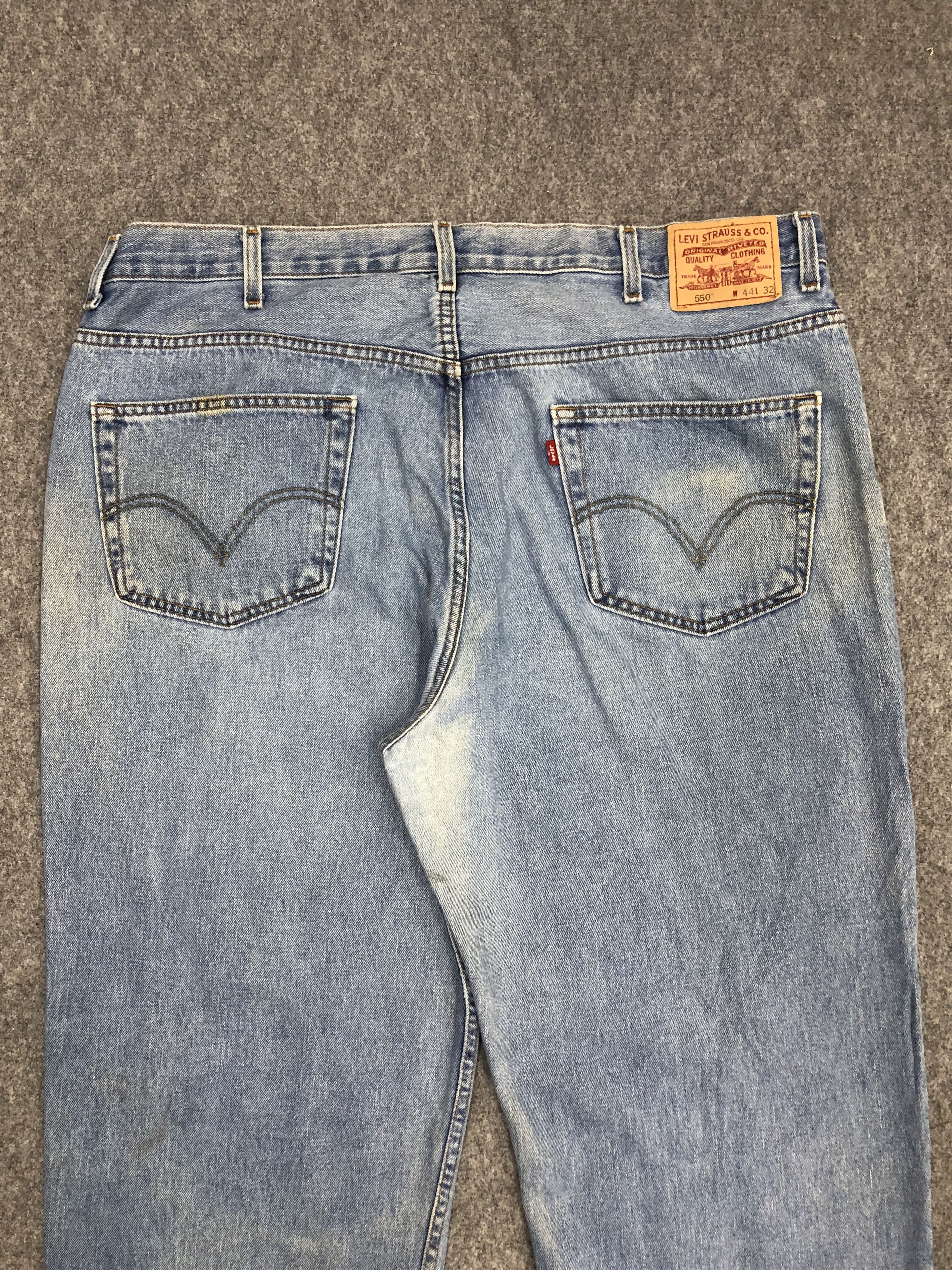 Levi's Vintage Levis 550 Light Wash Jeans DP0935 Size US 43 - 4 Thumbnail