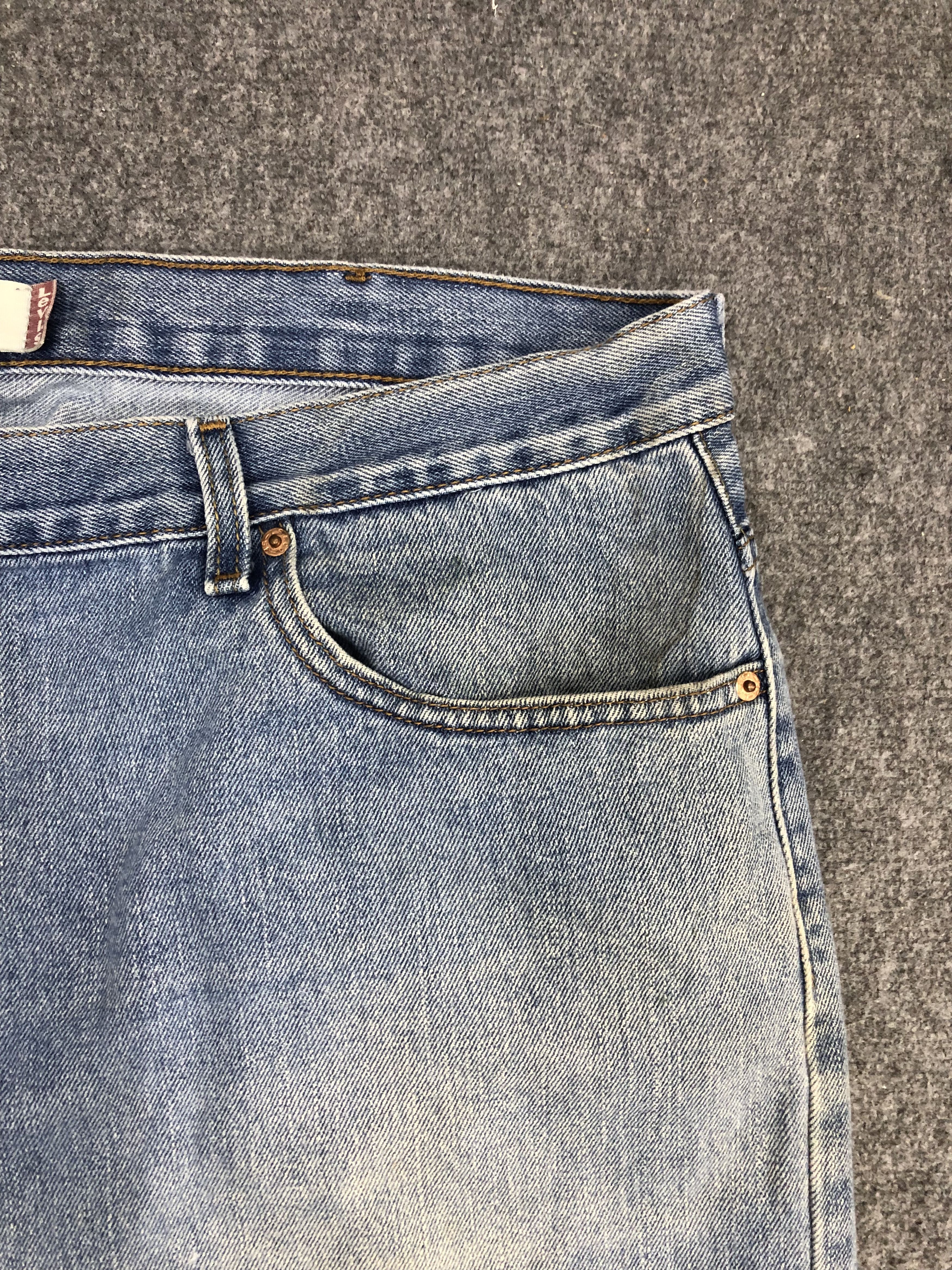 Levi's Vintage Levis 550 Light Wash Jeans DP0935 Size US 43 - 8 Thumbnail