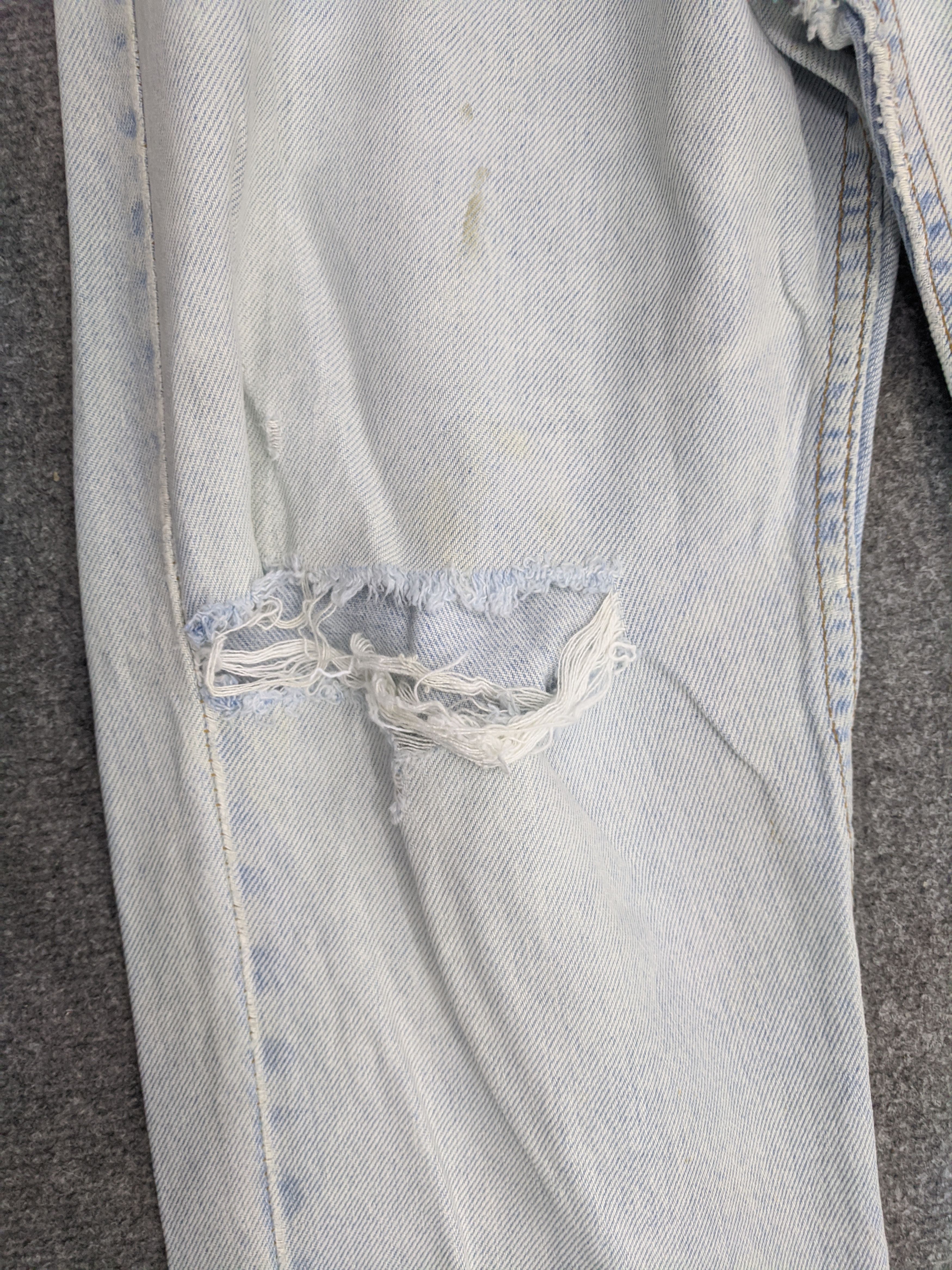 Levi's Vintage Levis 505 Jeans DP0928 Size US 35 - 11 Thumbnail