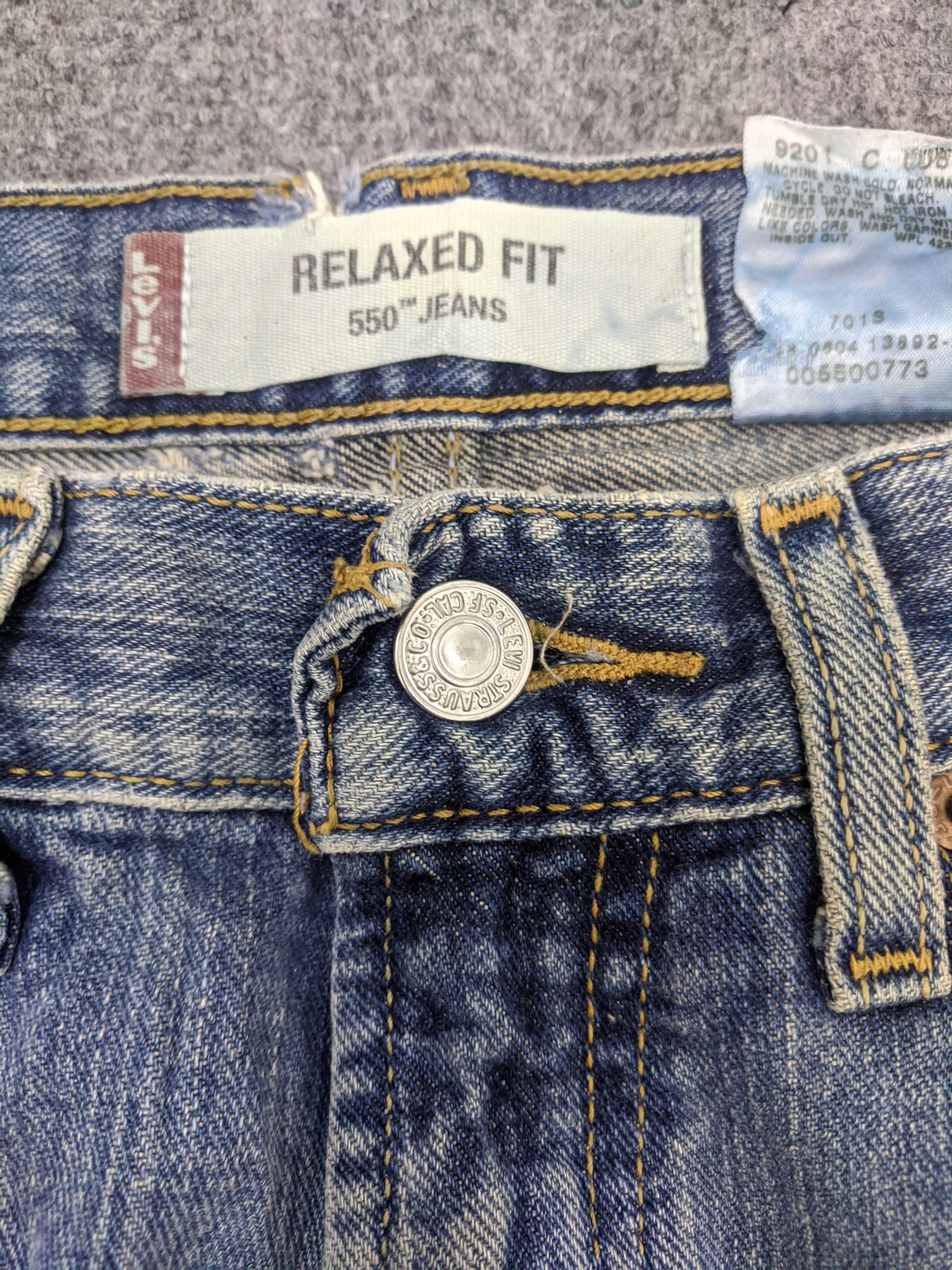 Levi's Vintage Levis 550 Light Wash Jeans DP0925 Size US 30 / EU 46 - 11 Thumbnail