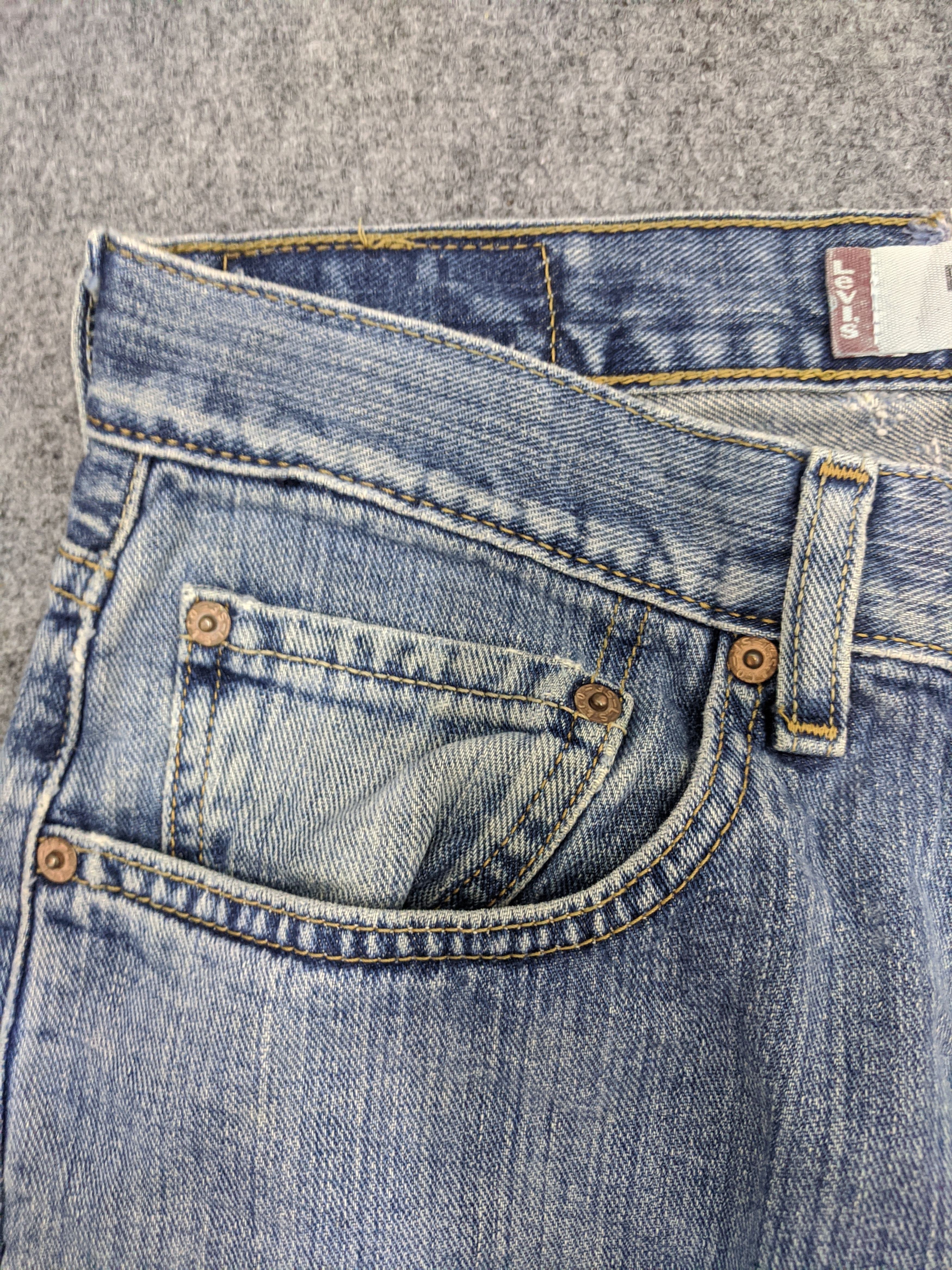 Levi's Vintage Levis 550 Light Wash Jeans DP0925 Size US 30 / EU 46 - 10 Thumbnail