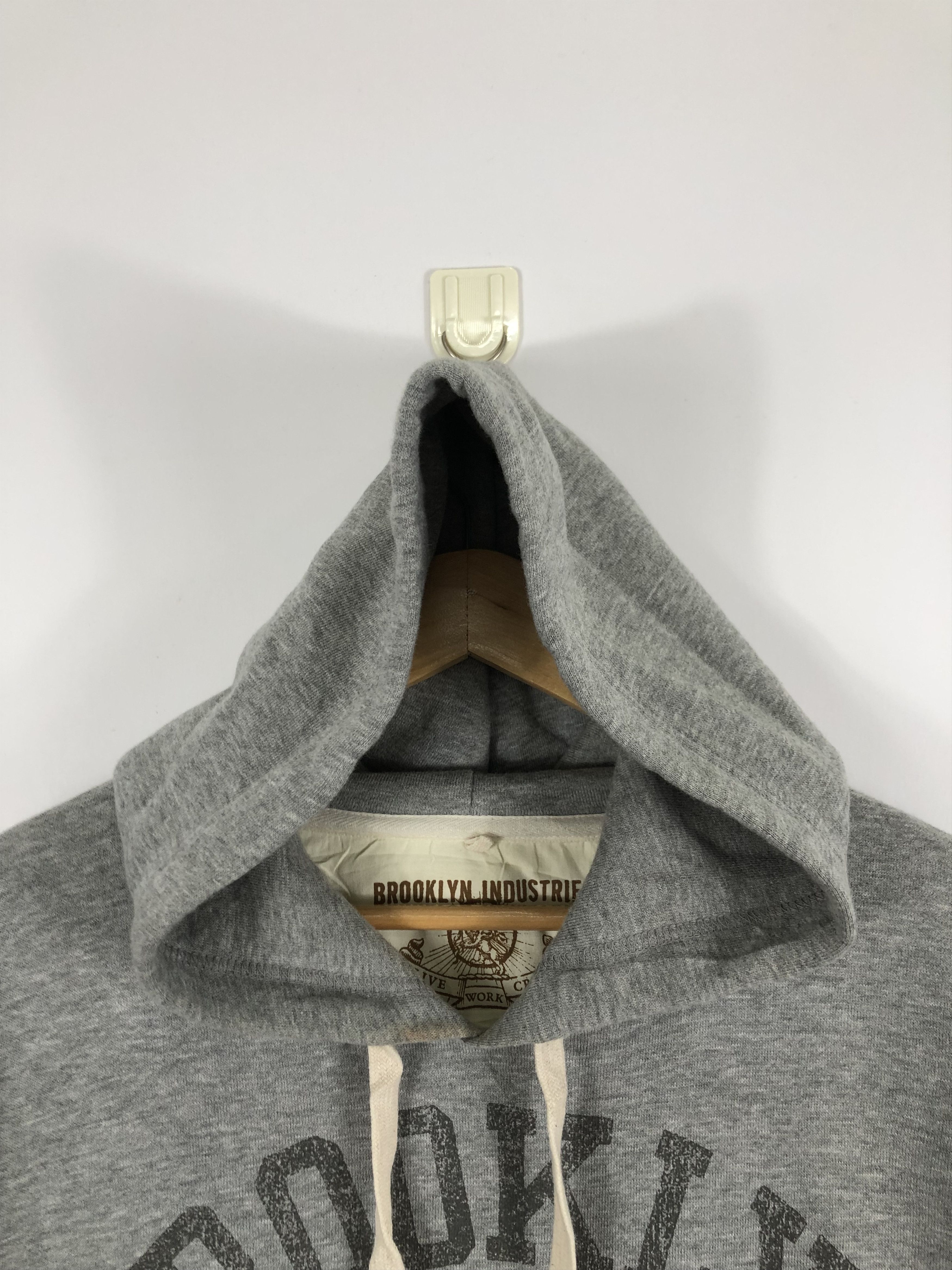 Brooklyn Industries × Vintage Vintage Brooklyn Industries Spellout Hoodie Size US L / EU 52-54 / 3 - 7 Thumbnail
