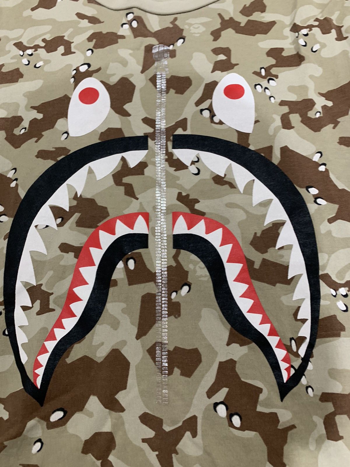 Bape Desert Camo Shark Tee Size US XL / EU 56 / 4 - 2 Thumbnail