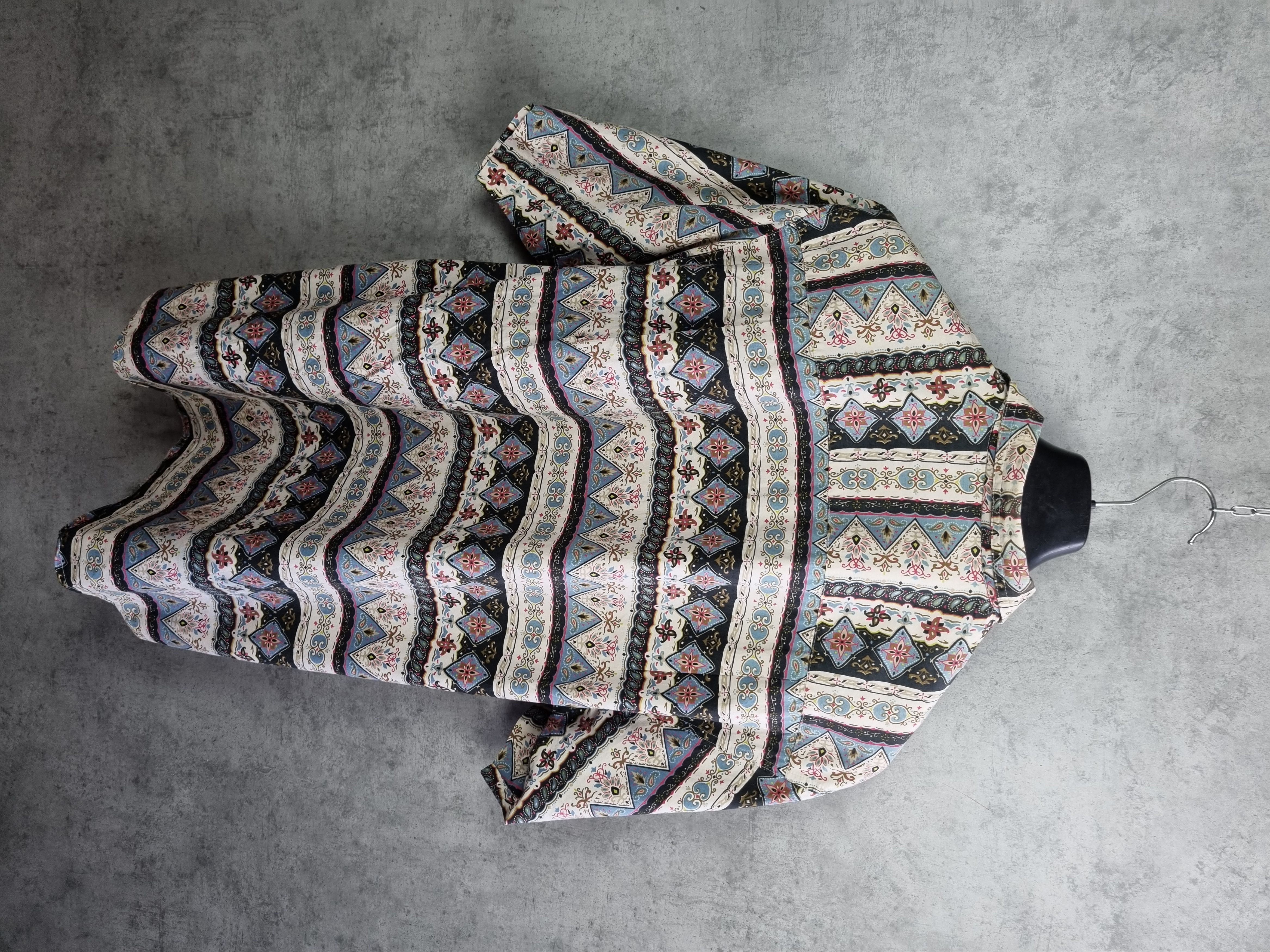 Cowboy Equipment × Vintage 90s Beautiful Abstract Holiday Shirt Dries van Noten Style Size US L / EU 52-54 / 3 - 10 Thumbnail