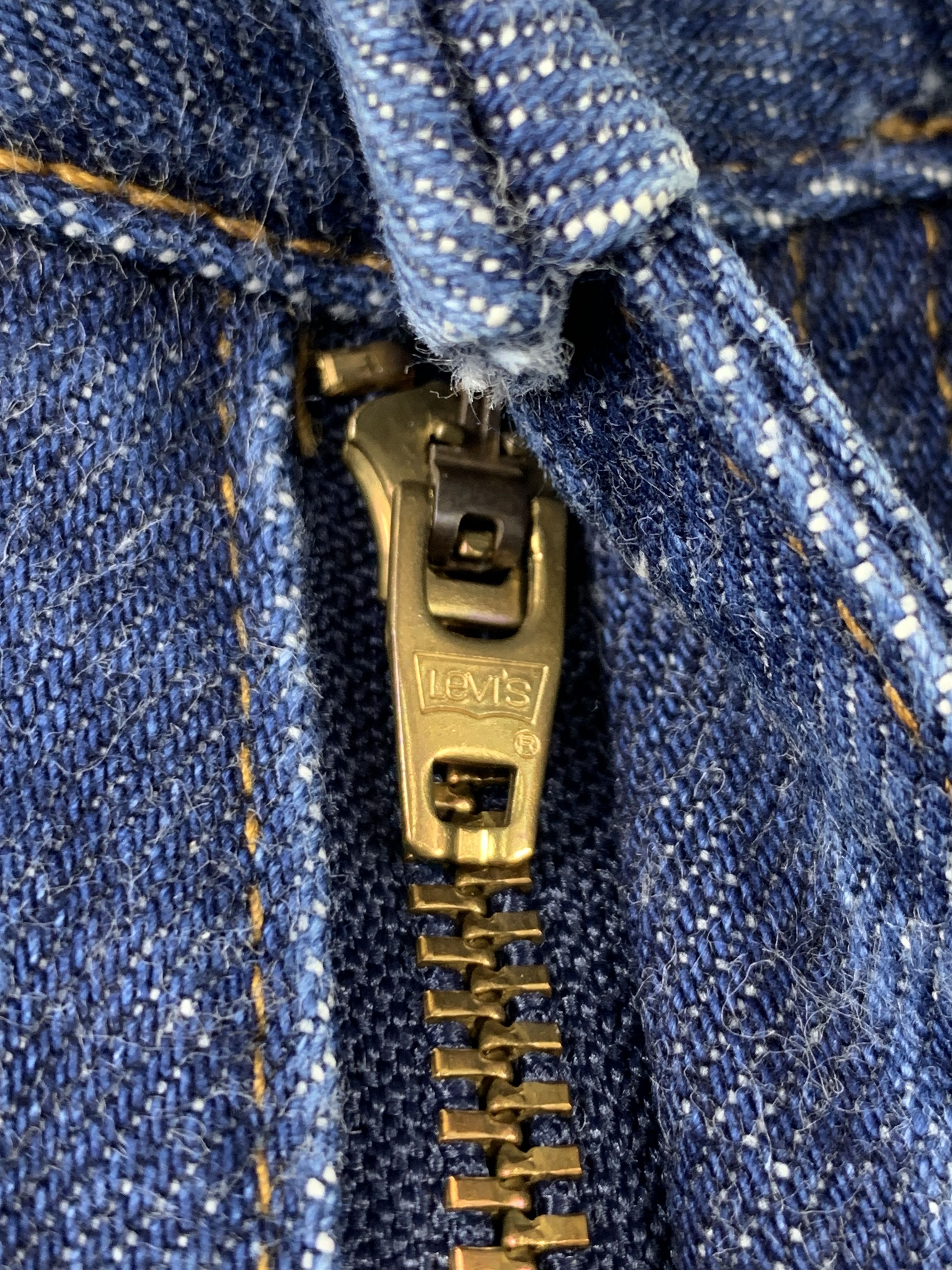 Levi's Vintage Levis 515 Jeans DP1977 Size US 26 / EU 42 - 11 Thumbnail