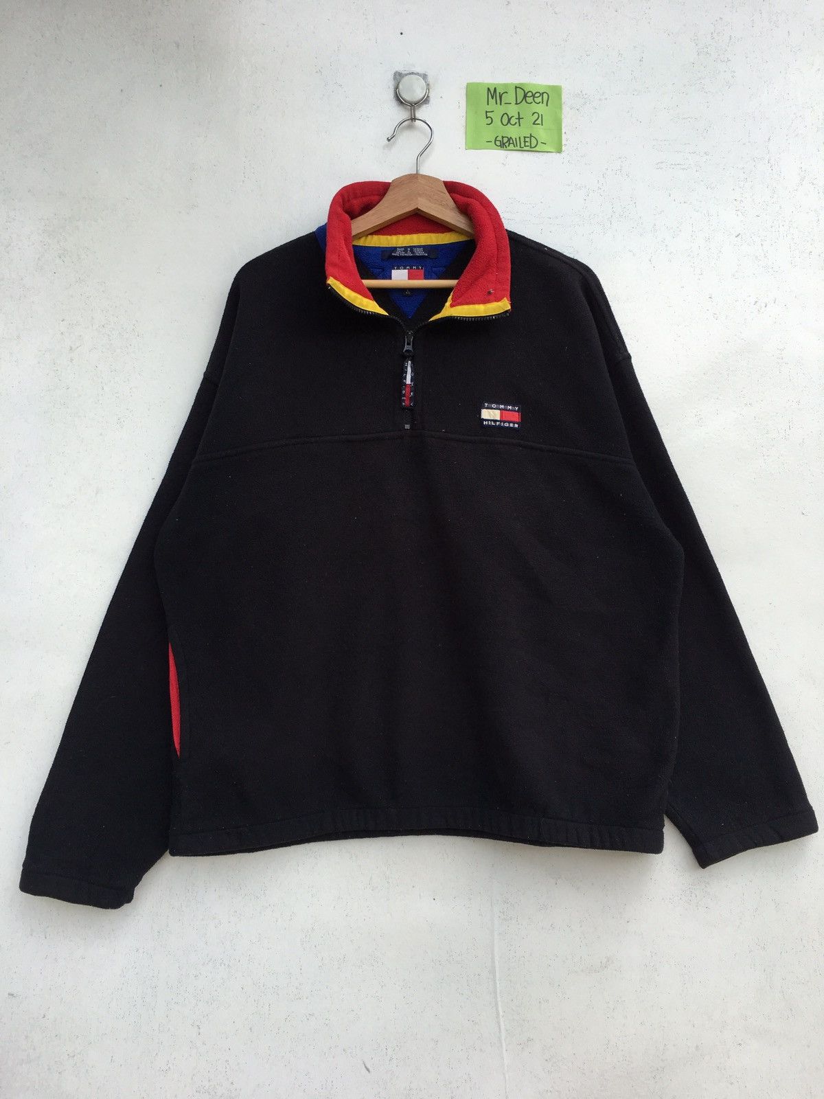 Tommy Hilfiger Vintage Tommy Hilfiger Fleece Sweater Size US L / EU 52-54 / 3 - 2 Thumbnail