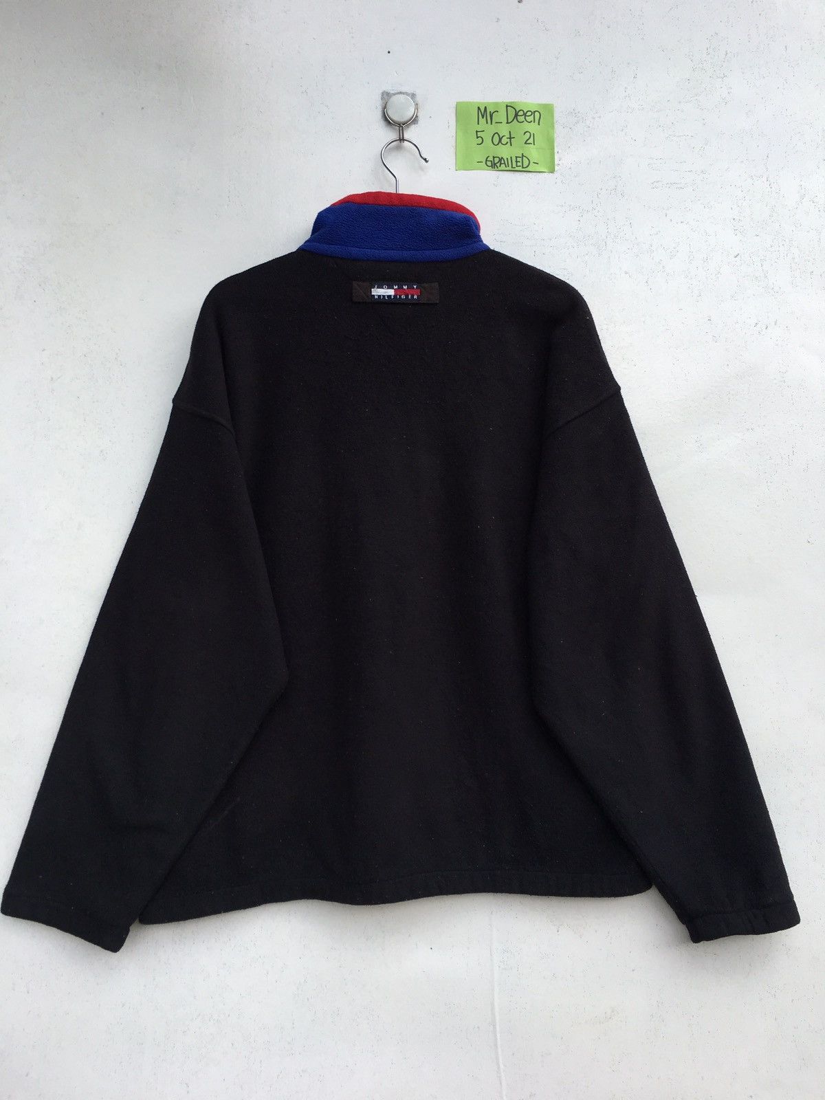 Tommy Hilfiger Vintage Tommy Hilfiger Fleece Sweater Size US L / EU 52-54 / 3 - 11 Thumbnail