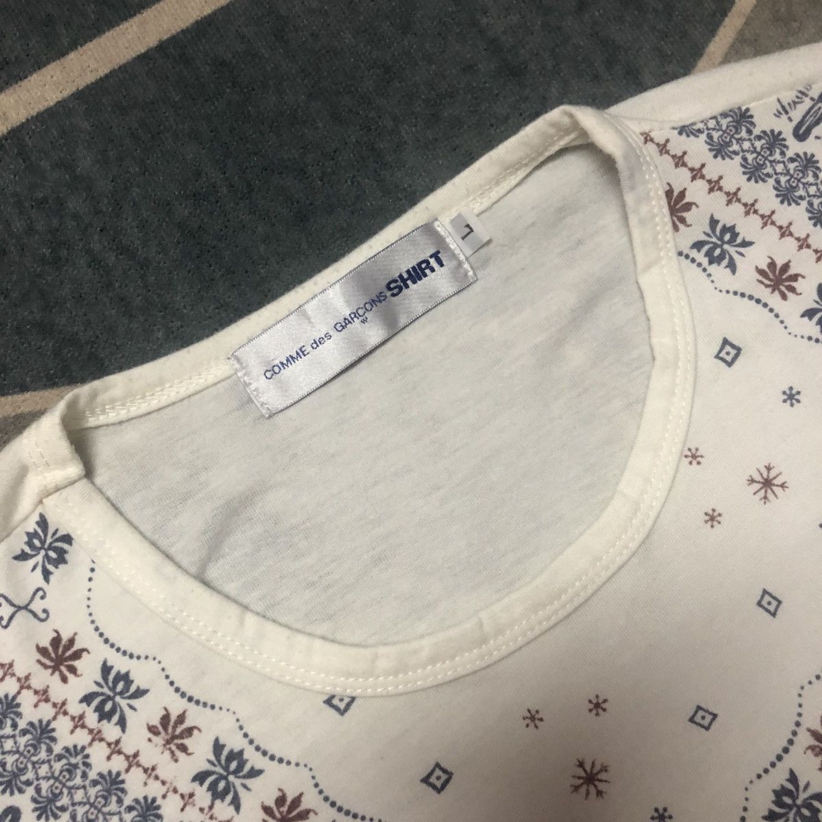 Comme des Garcons RARE COMME DES GARCONS PRINTED T SHIRT Size US L / EU 52-54 / 3 - 3 Thumbnail