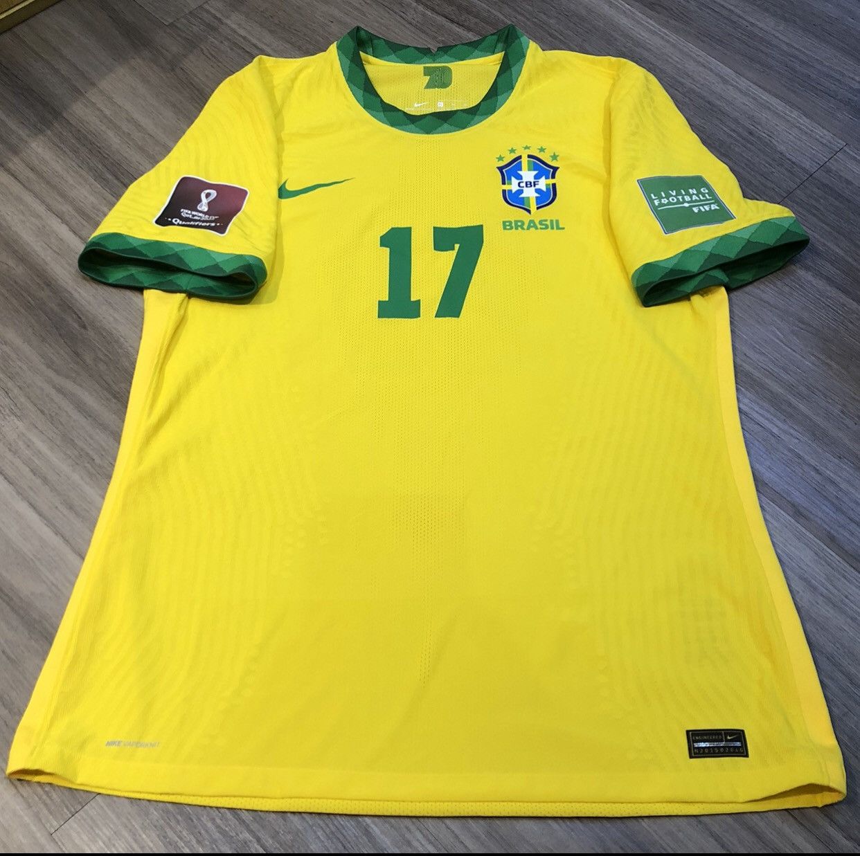 Brazil Wc2022 qualifiers home player issue #17 Bruno G.