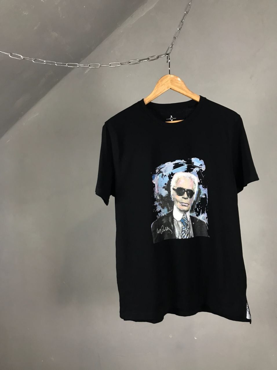 Karl Lagerfeld × Other Celebrity icons Karl Lagerfeld streetwear black tee Size US M / EU 48-50 / 2 - 1 Thumbnail