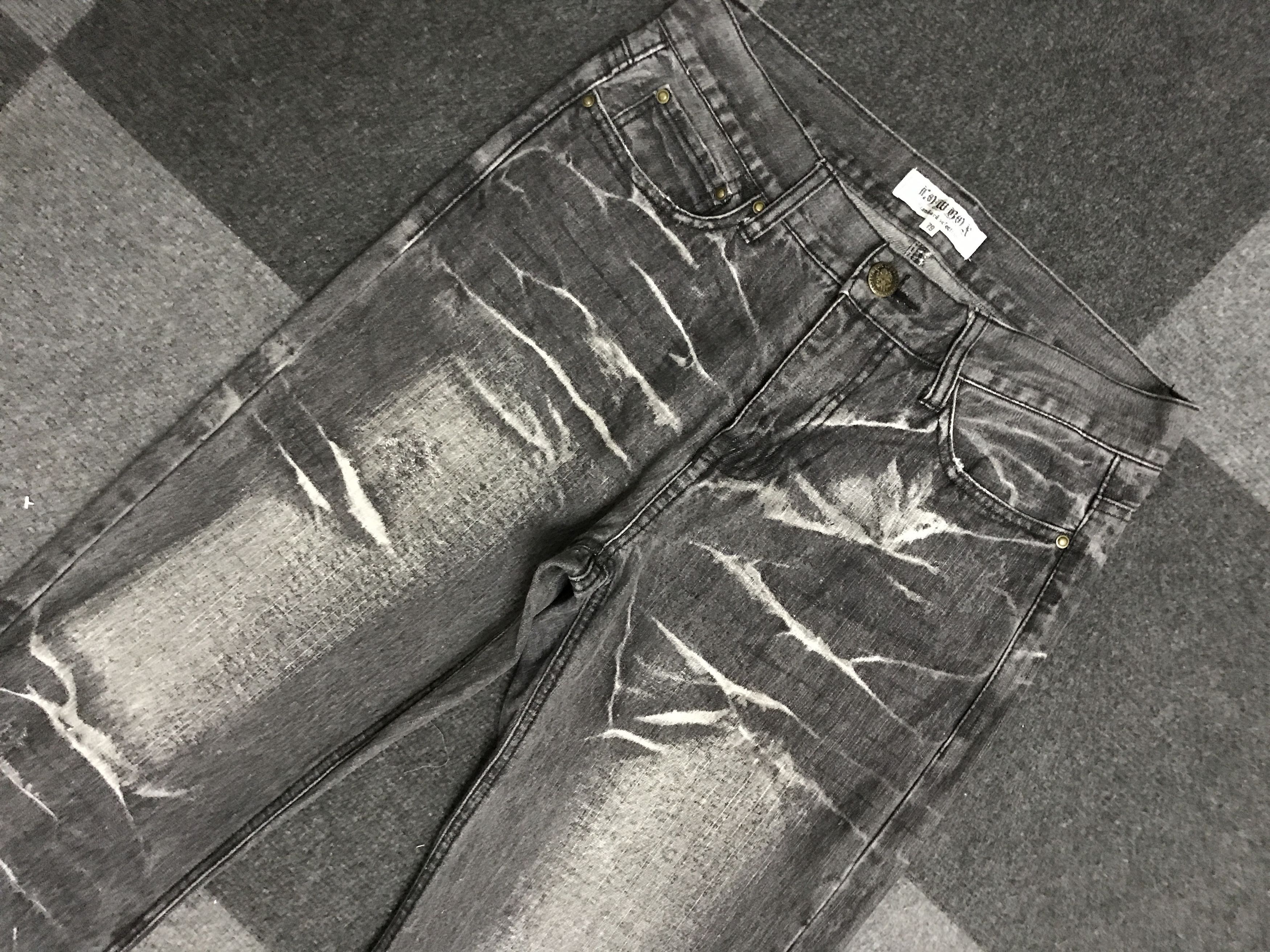 Japanese Brand D127 LOWBOX Japan Artisanal Fades Distressed Jeans Size US 31 - 2 Thumbnail