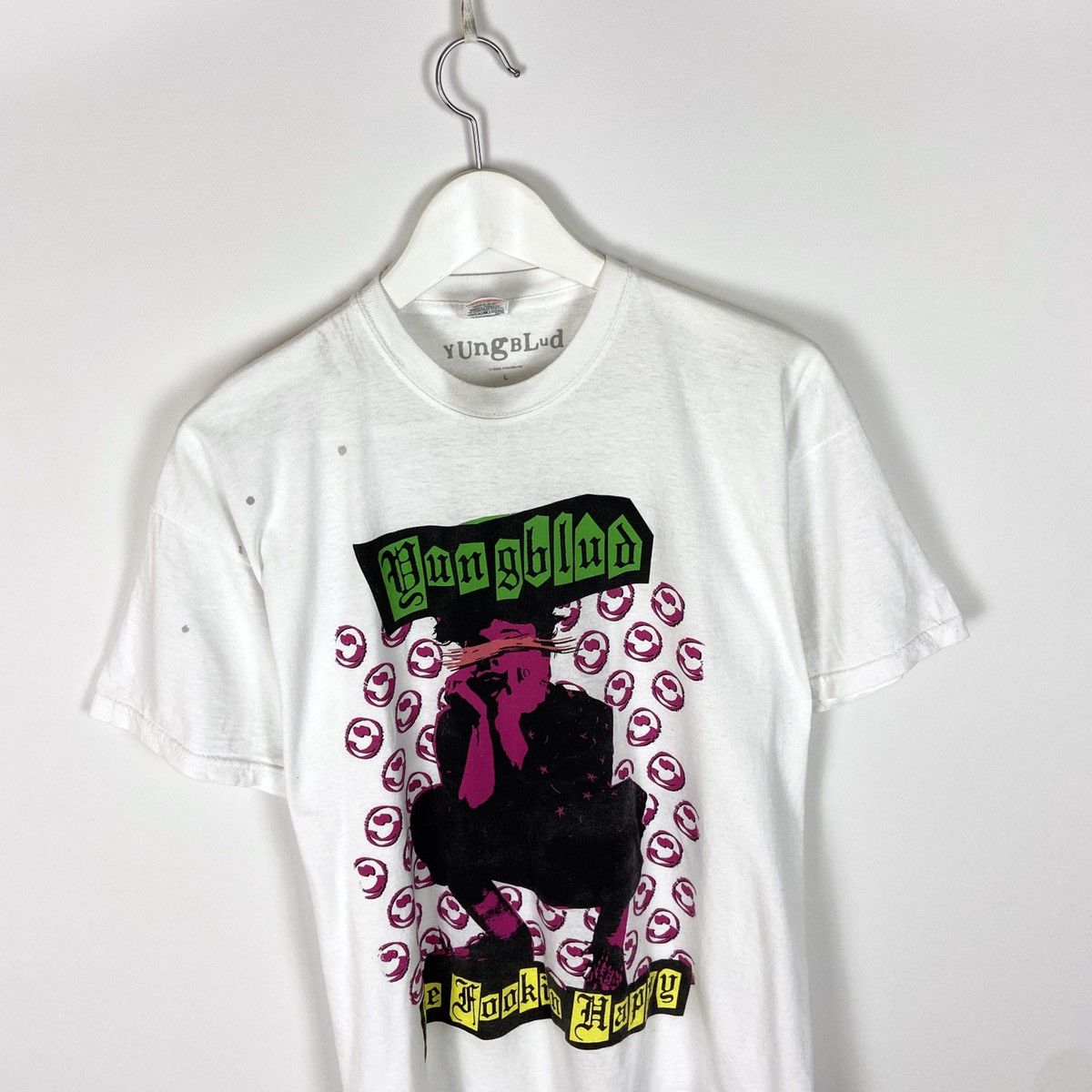 Rap Tees Yung Blud Be fookin happy rap tee Screen Stars 2020 Album Size US L / EU 52-54 / 3 - 2 Thumbnail