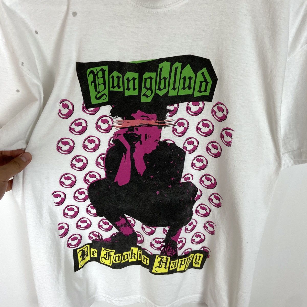 Rap Tees Yung Blud Be fookin happy rap tee Screen Stars 2020 Album Size US L / EU 52-54 / 3 - 4 Thumbnail