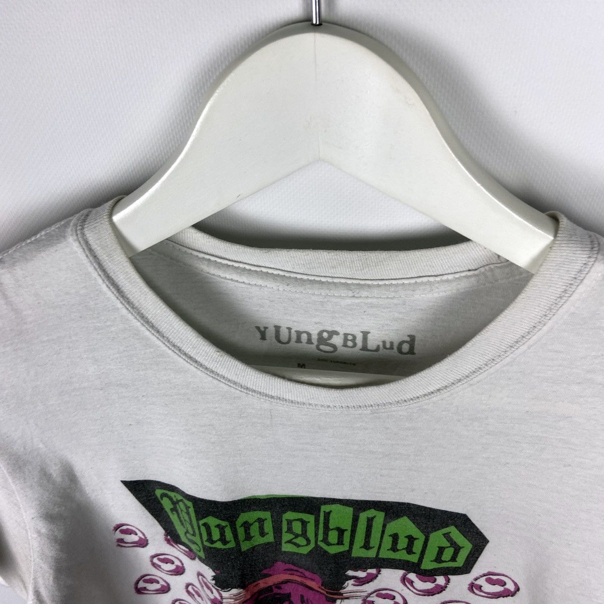 Band Tees Yung Blud Be fookin happy rap tee 2020 Album tour tee size M Size US M / EU 48-50 / 2 - 6 Thumbnail