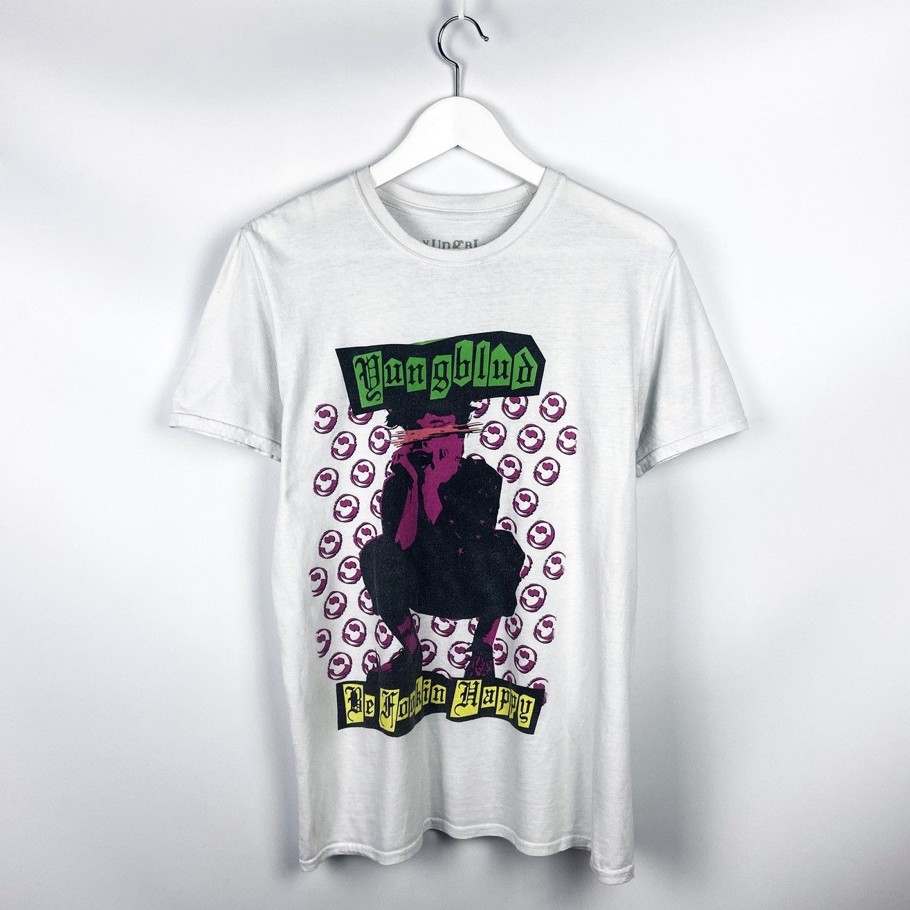 Band Tees Yung Blud Be fookin happy rap tee 2020 Album tour tee size M Size US M / EU 48-50 / 2 - 1 Thumbnail