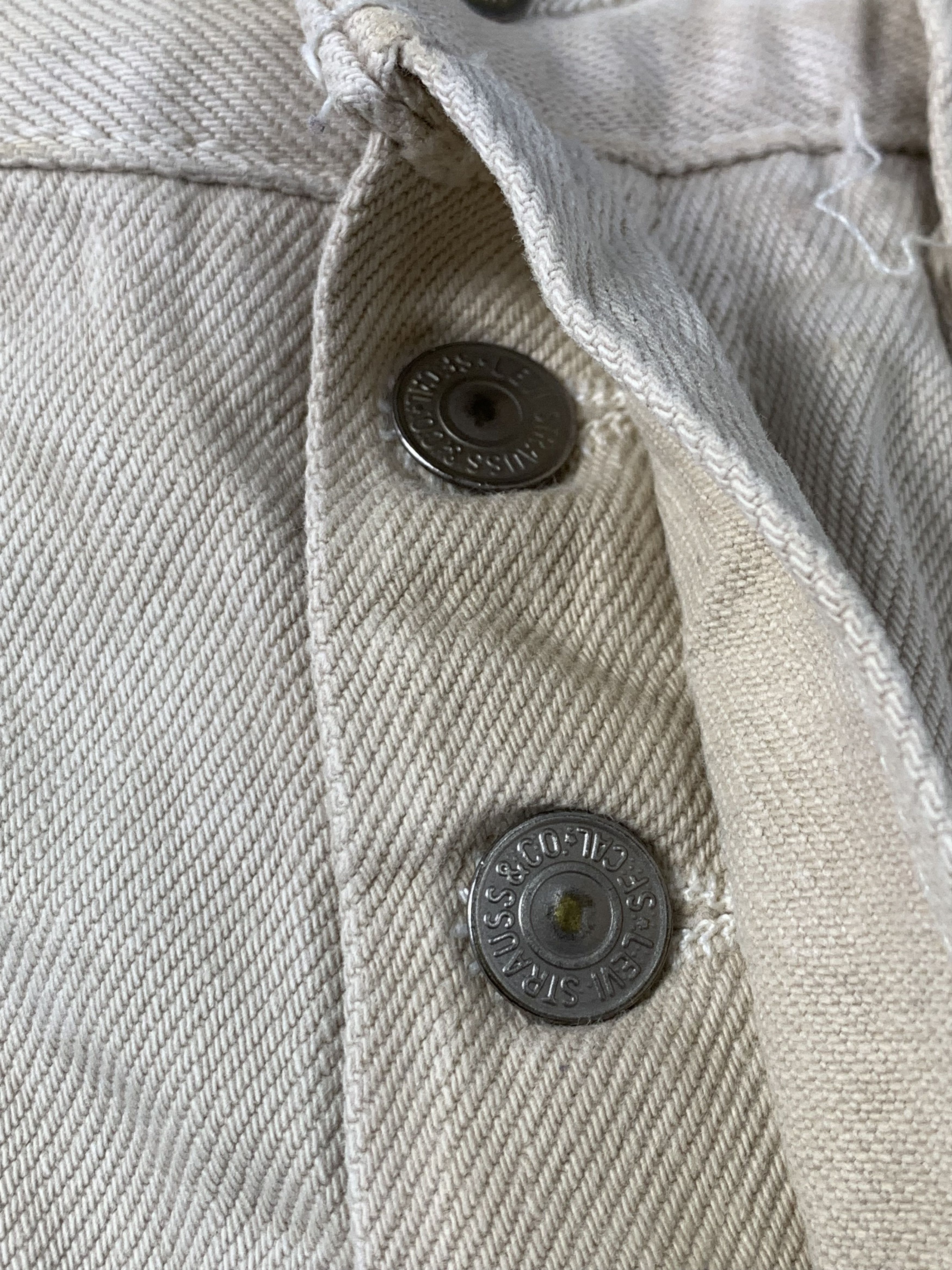 Levi's Vintage 90s Levis 501 Jeans DP1983 Size US 31 - 11 Thumbnail