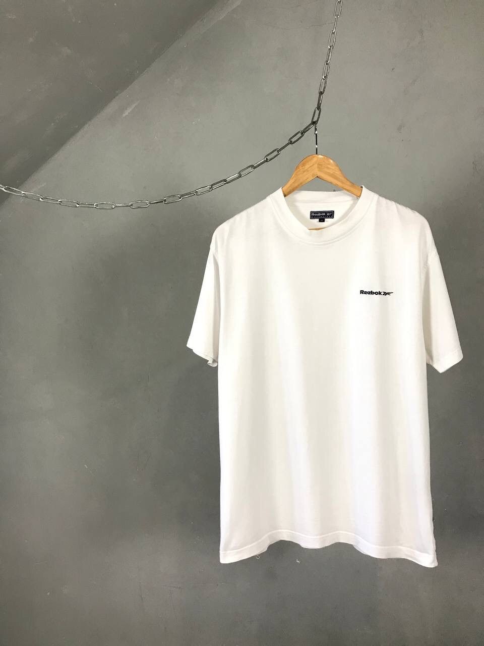 Reebok Reebok Vintage Sportwear Tee Size US S / EU 44-46 / 1 - 1 Thumbnail