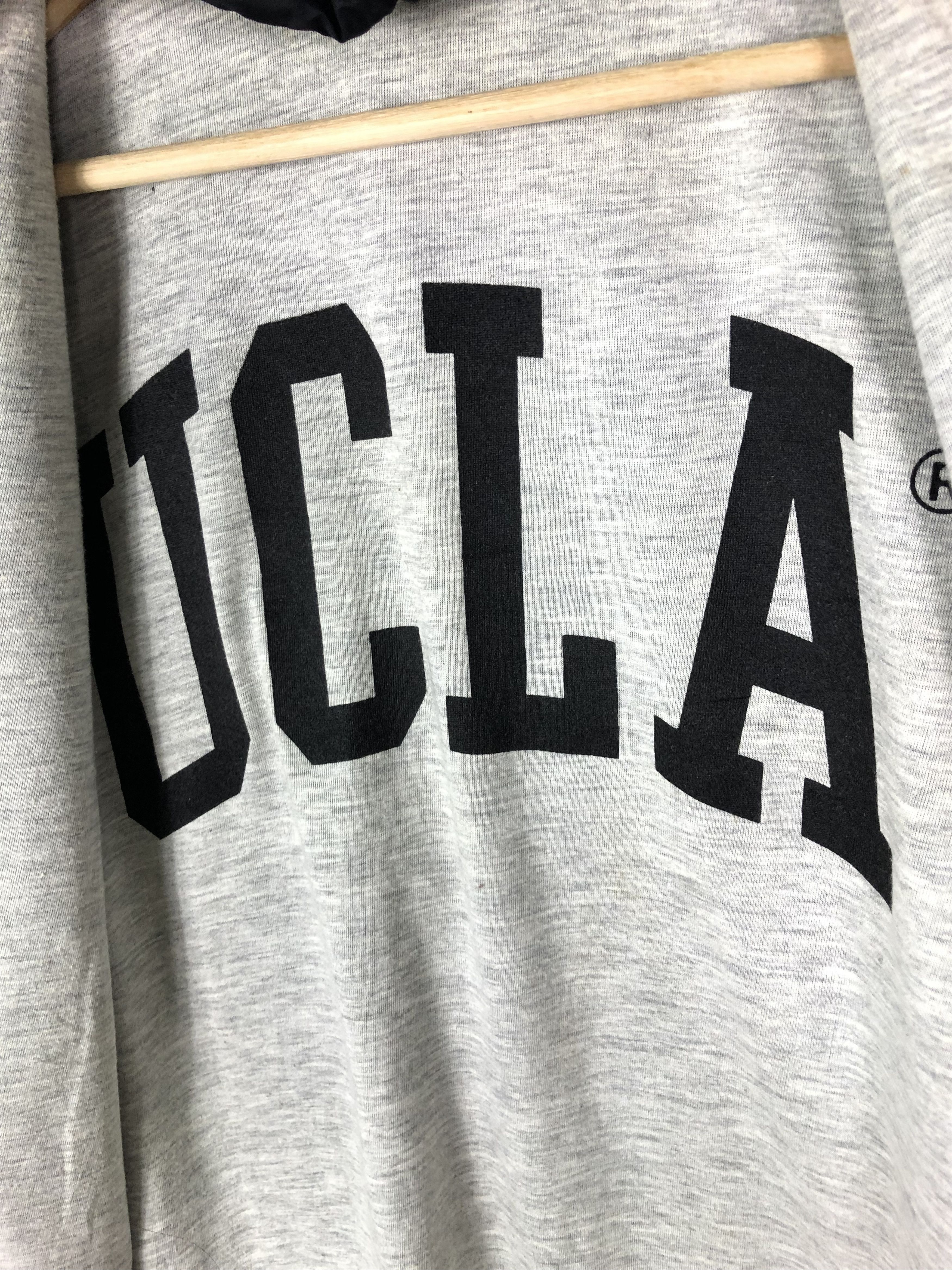 Vintage VINTAGE 90’S UCLA LIGHT JACKET Size US XL / EU 56 / 4 - 7 Thumbnail