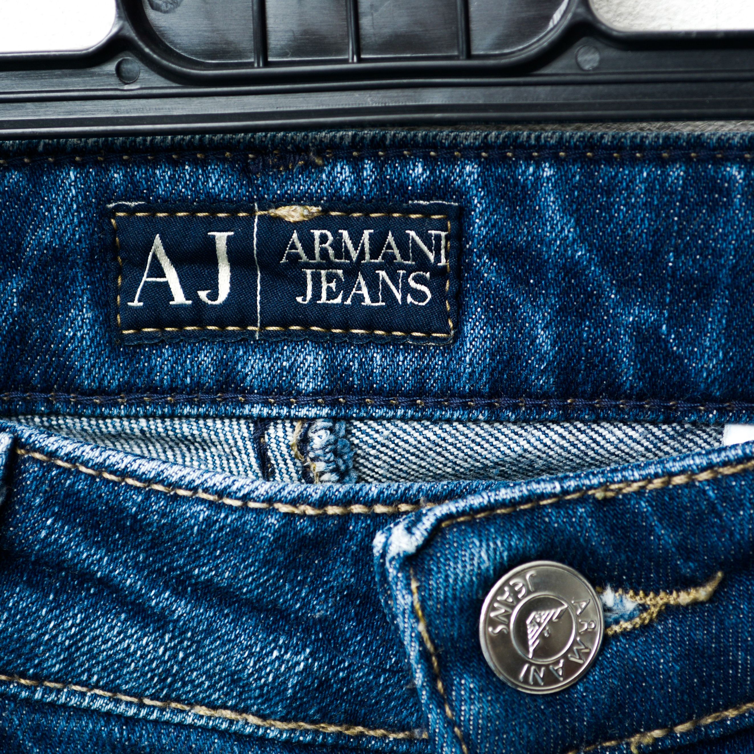 Armani Jeans Indigo 004 Women W28 Bootcut Trousers Pants Slim Denim Size 28" / US 6 / IT 42 - 2 Thumbnail