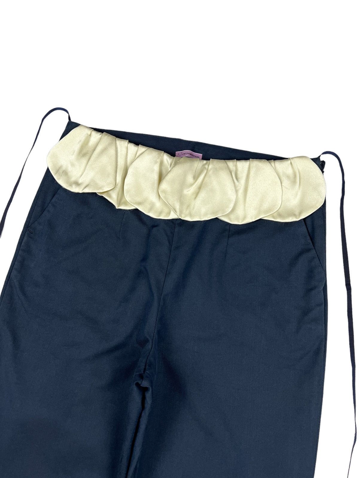 Undercover Sue Undercover FW15 ‘Flower Petals” Cropped Pants Size 28" / US 6 / IT 42 - 4 Thumbnail