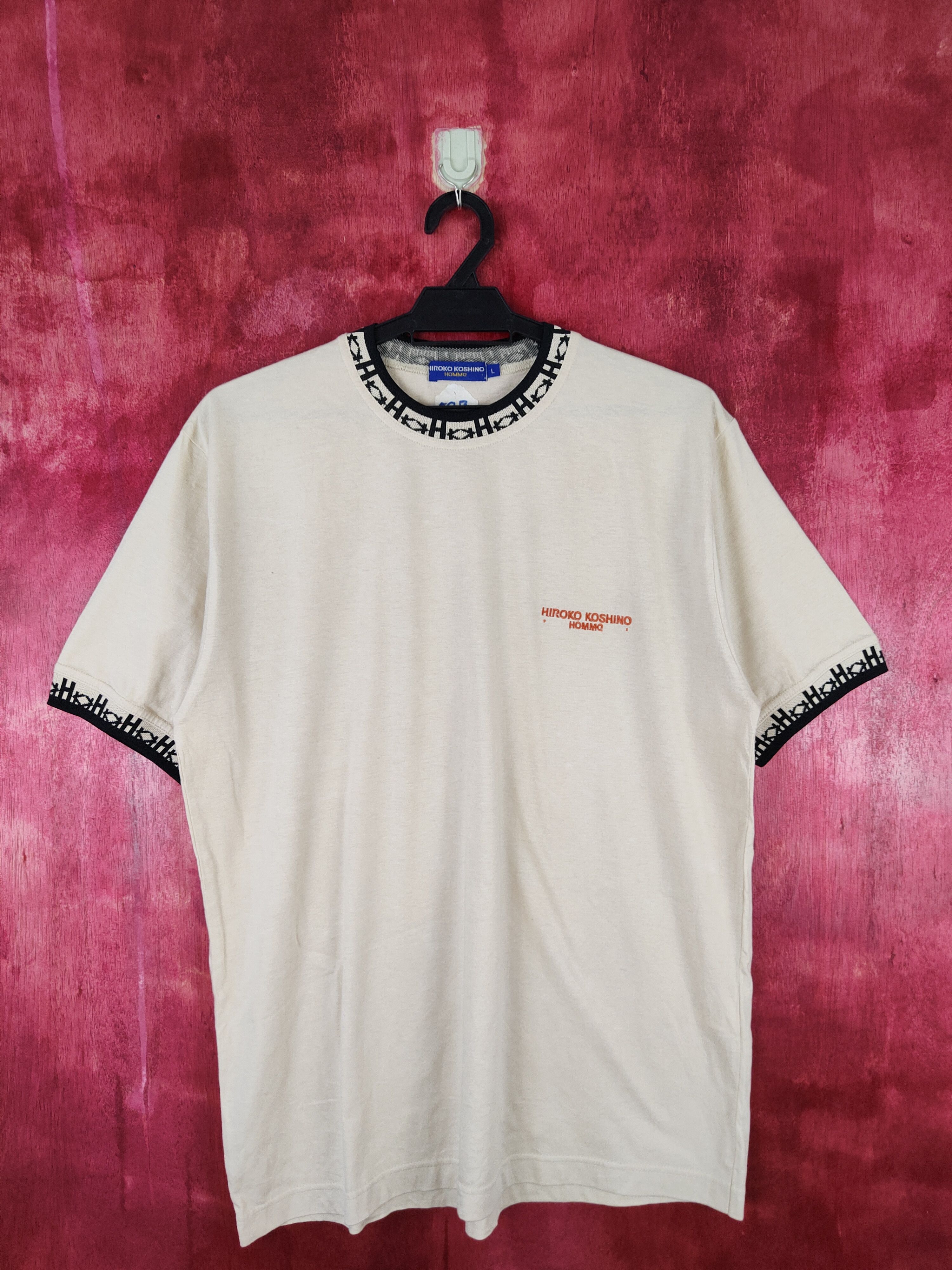 Hiroko Koshino Homme Hiroko Koshino Homme Cream Short Sleeve T-shirt #5913 Size US L / EU 52-54 / 3 - 1 Thumbnail