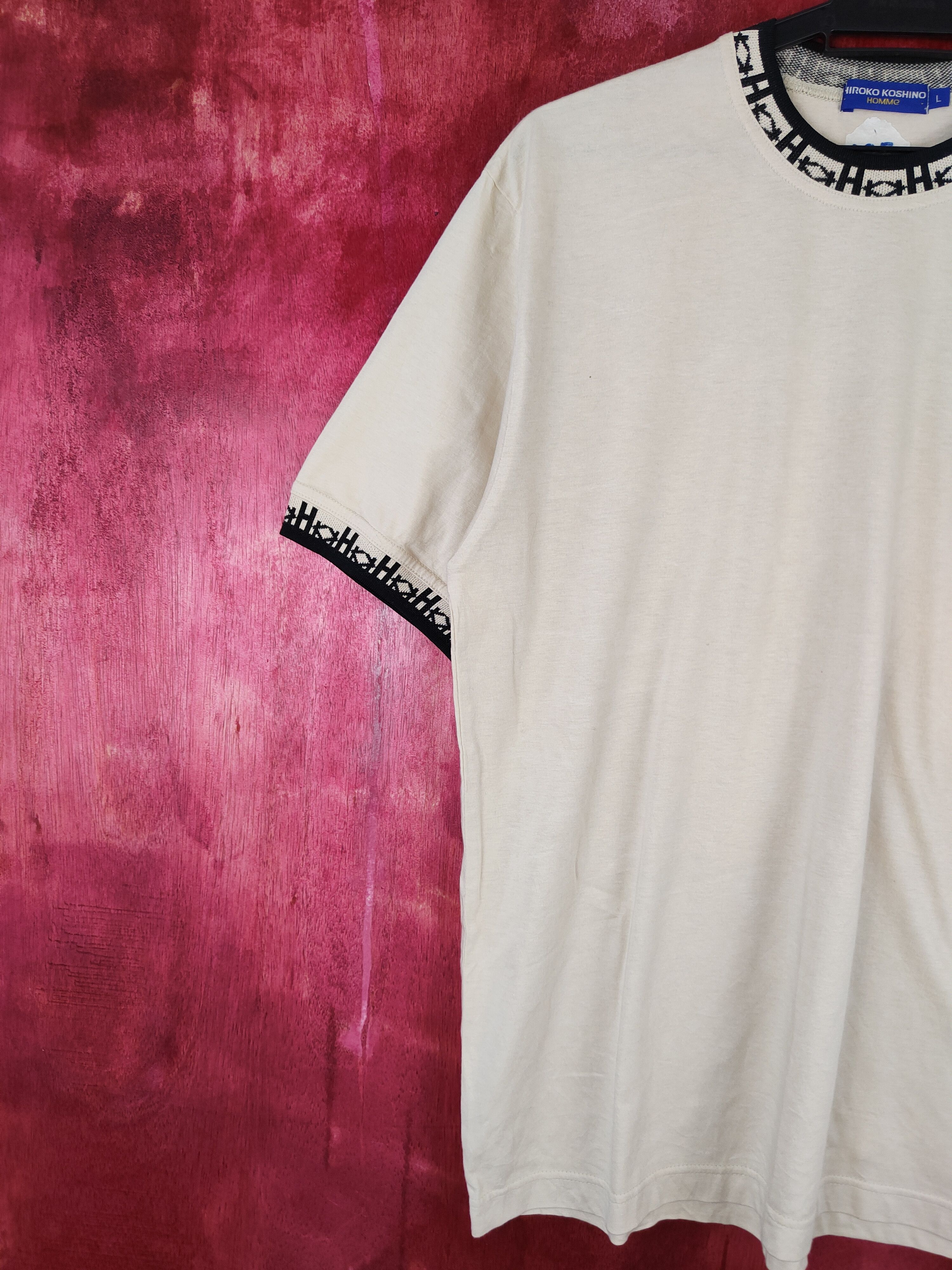 Hiroko Koshino Homme Hiroko Koshino Homme Cream Short Sleeve T-shirt #5913 Size US L / EU 52-54 / 3 - 3 Thumbnail